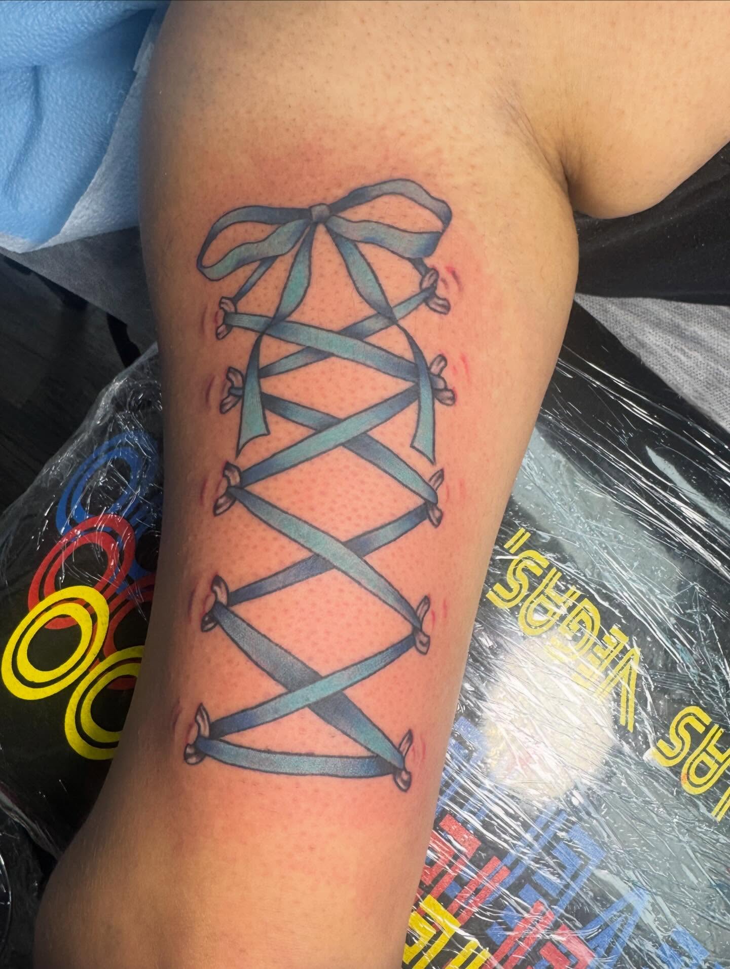 Tattoo by @prettitattooslv — realism