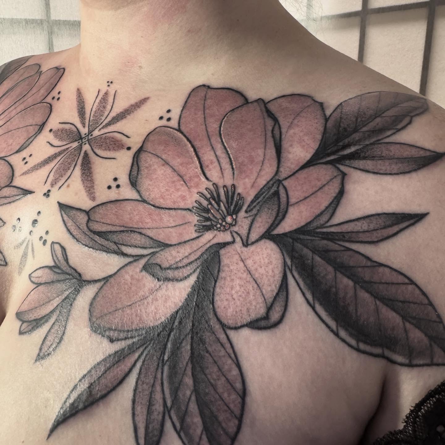 Tattoo by @hannahsmyletattoos — black_and_grey