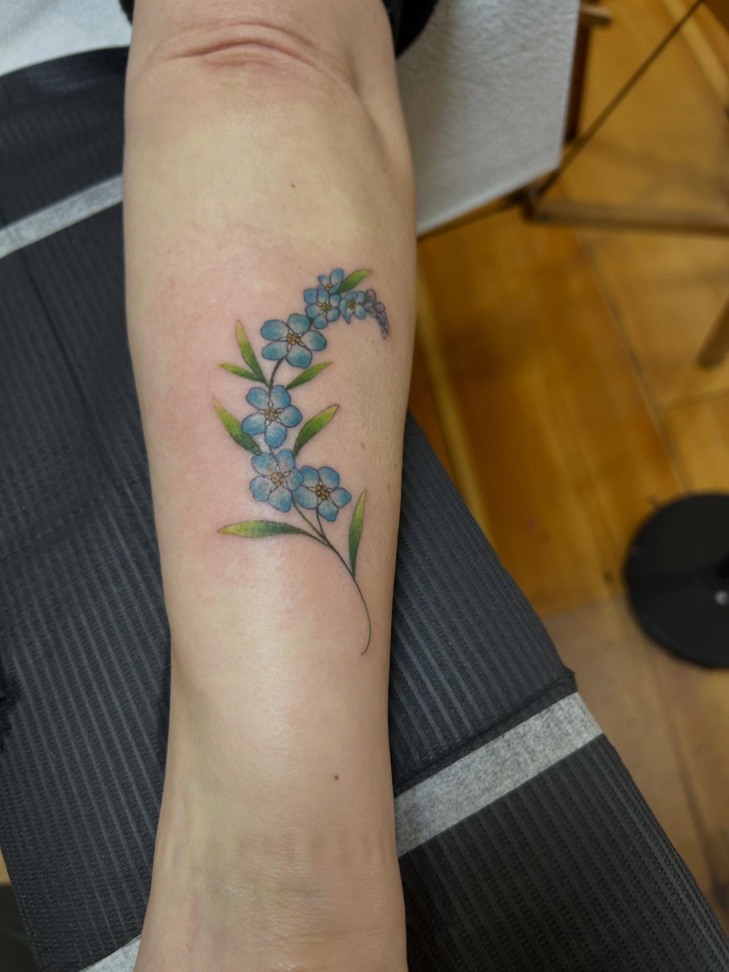 Tattoo by @hayleysavage_tattoo โ watercolor