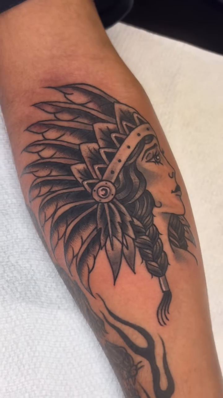 Native American woman realism tattoo by ๐ต๐๐๐๐ ๐ฎ๐๐๐๐๐๐, New Orleans, Louisiana