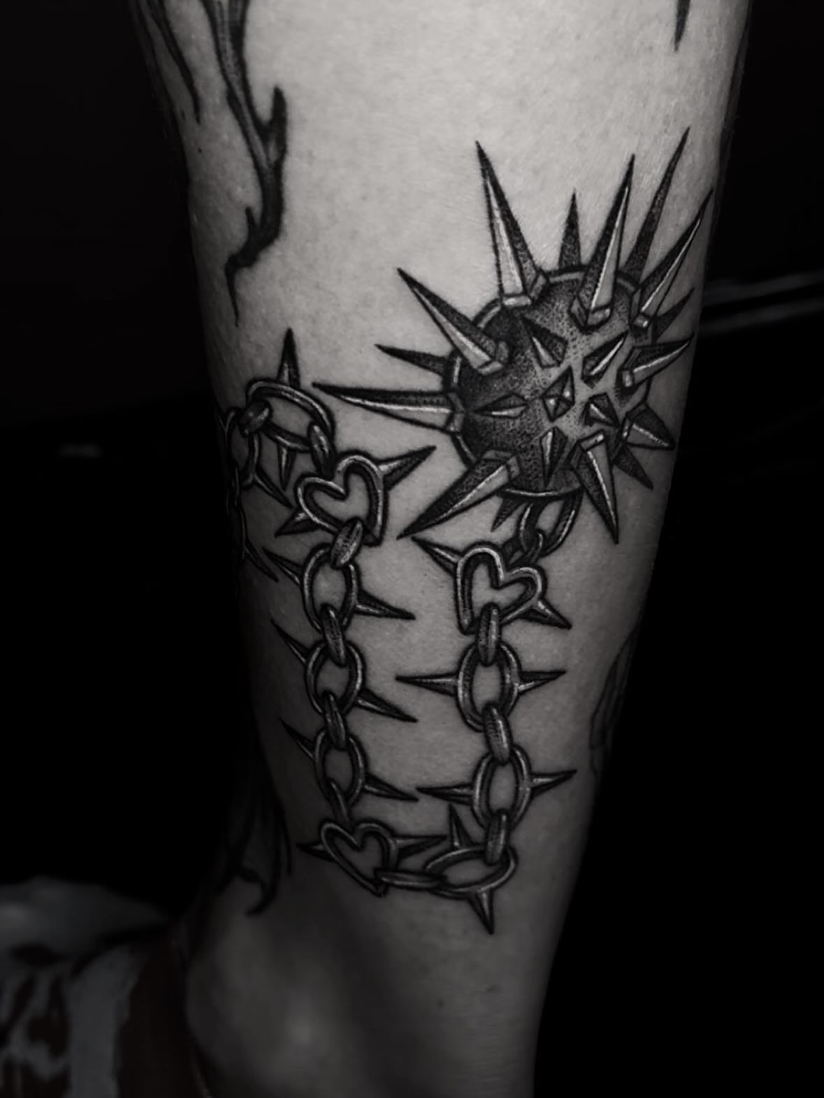 Tattoo by @kasey.tattoos โ black_and_grey, geometric