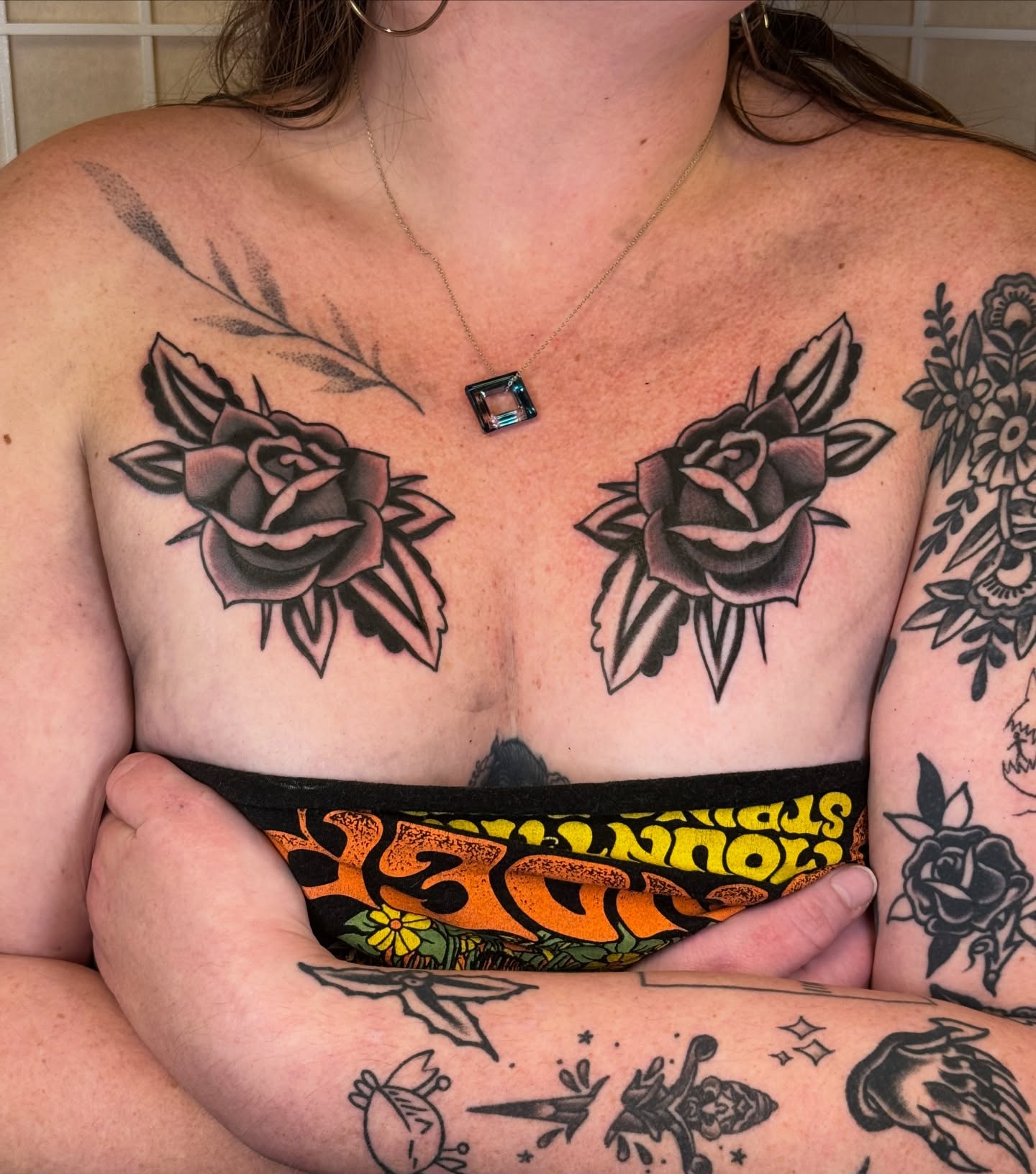 Roses black and grey tattoo on the chest by ๐ฎ๐๐๐๐ ๐ญ๐๐๐๐๐