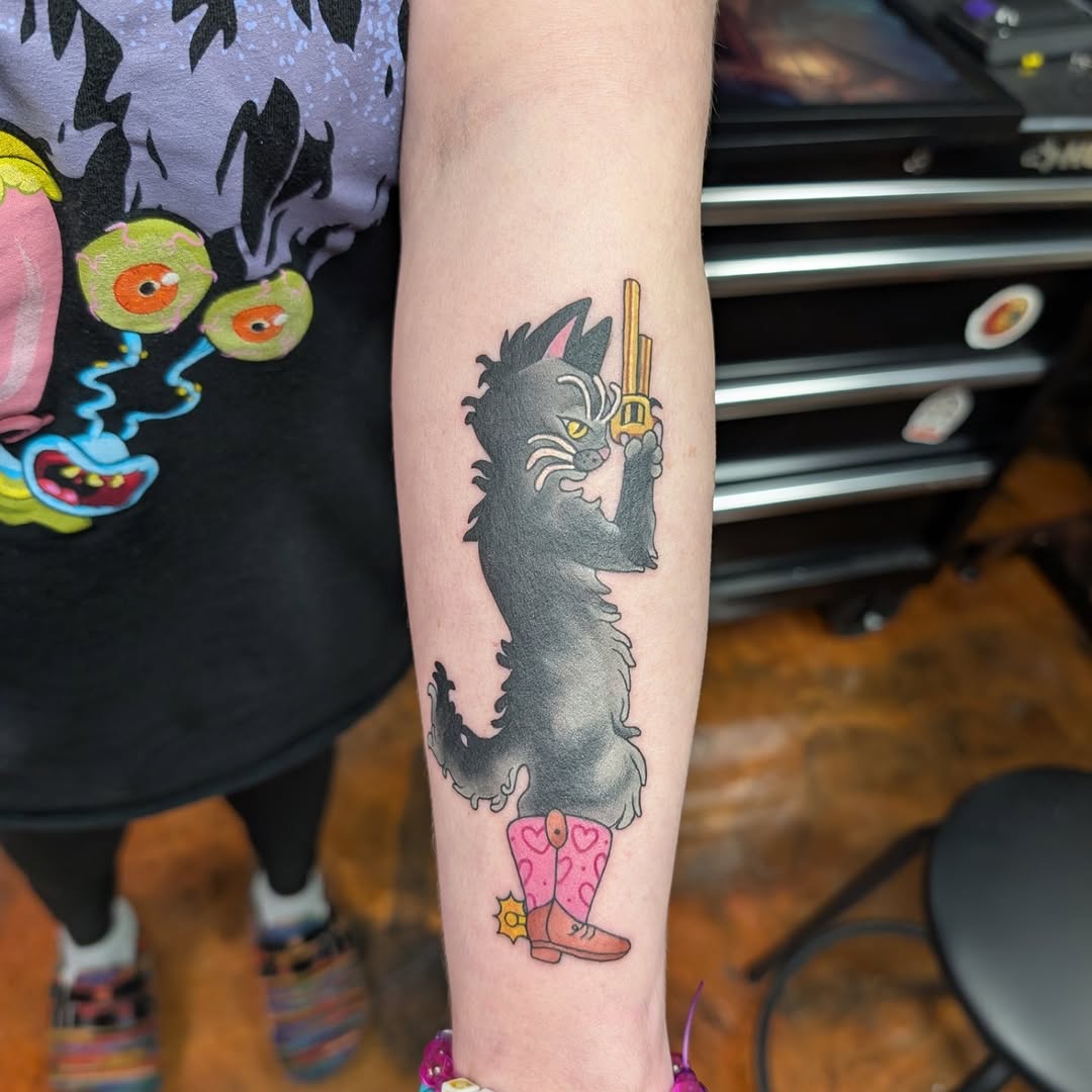 Tattoo by @tattoo.therapy1 โ new_school