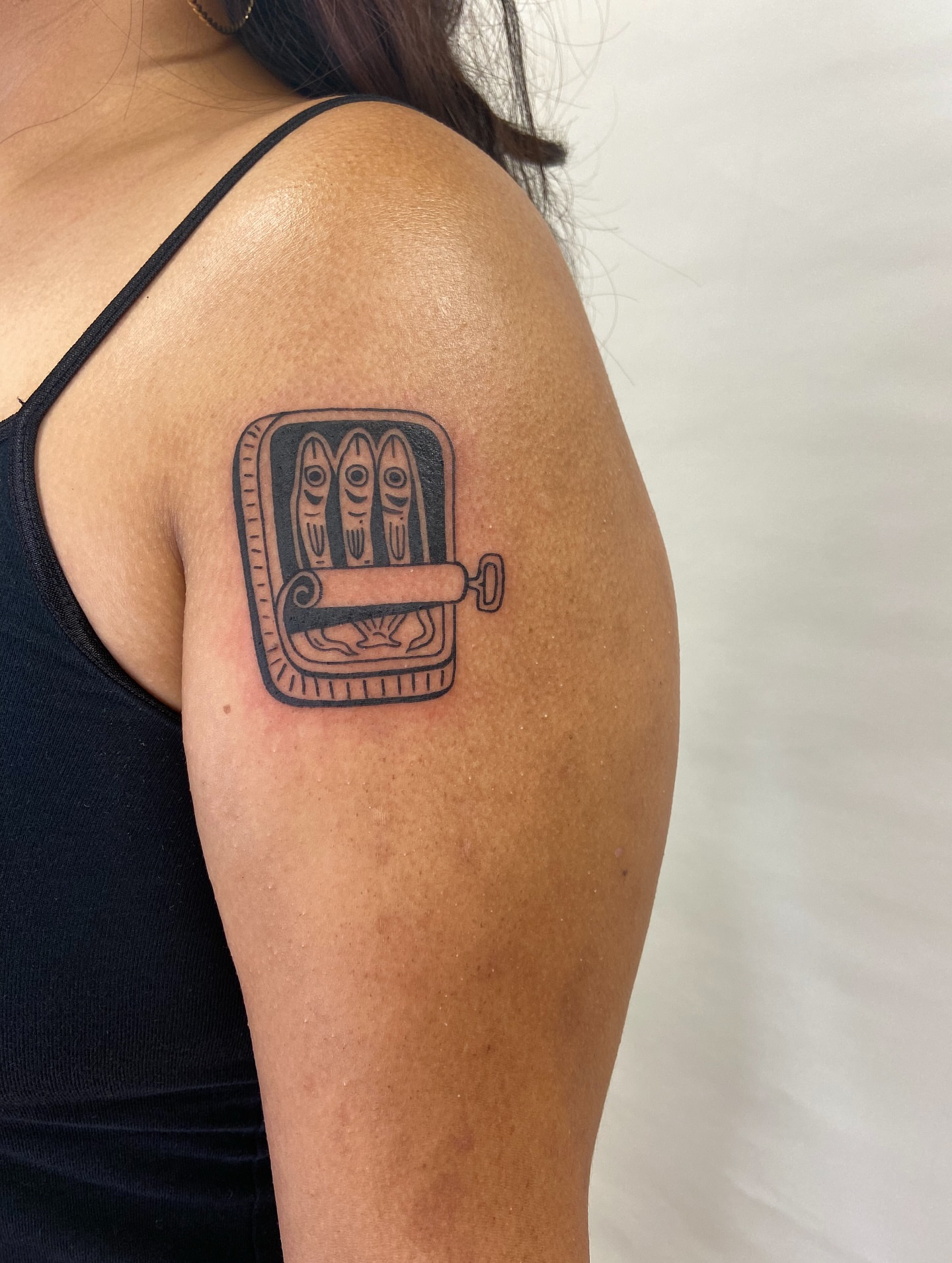 Tattoo by @cathbraungrenier — black_and_grey