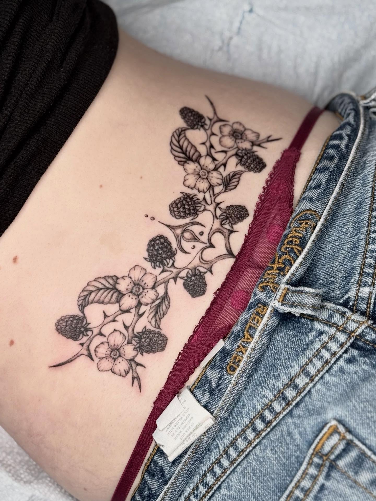 Tattoo by @mijita_tatz — black_and_grey
