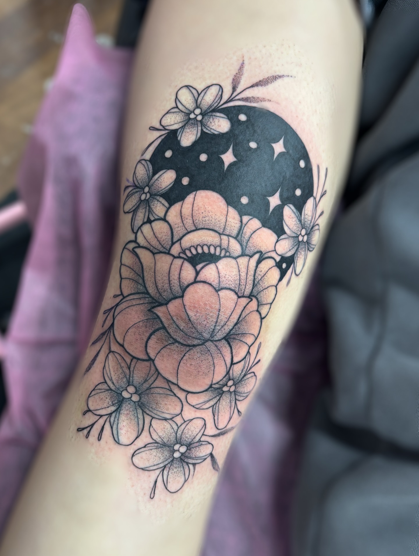 Flower bouquet dotwork tattoo on the forearm by ✿ sadie winter ✿