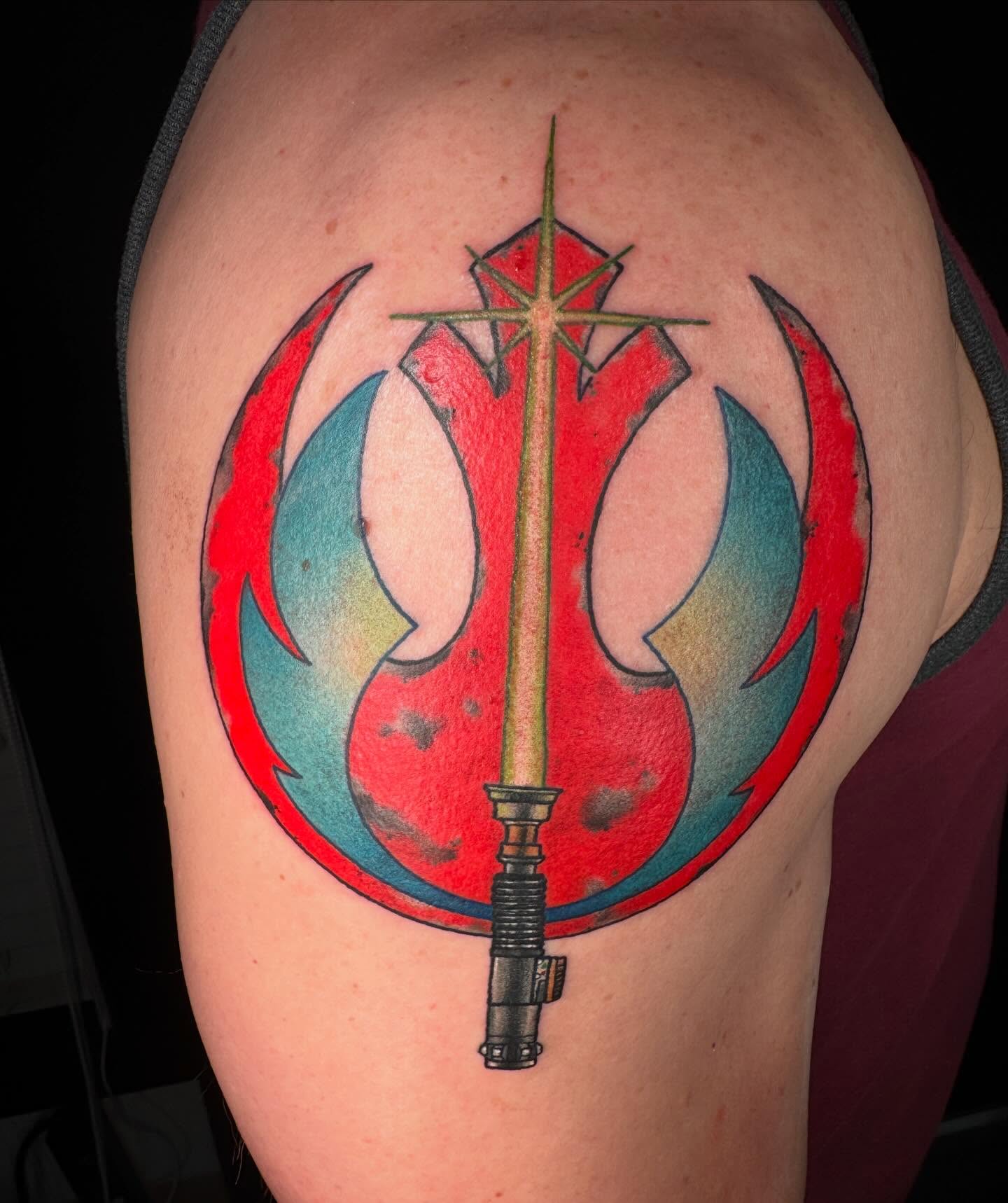 Tattoo by @dilloneavestattoo — new_school, geometric