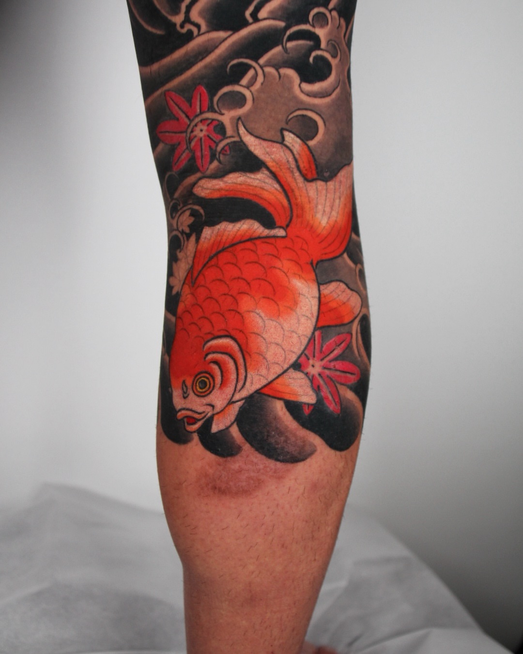 Koi fish japanese irezumi tattoo on the forearm by 건대이레즈미