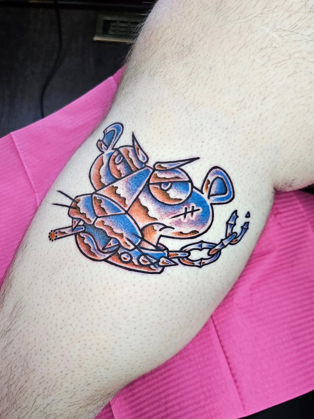 Tattoo by @prettiepluto — american_traditional
