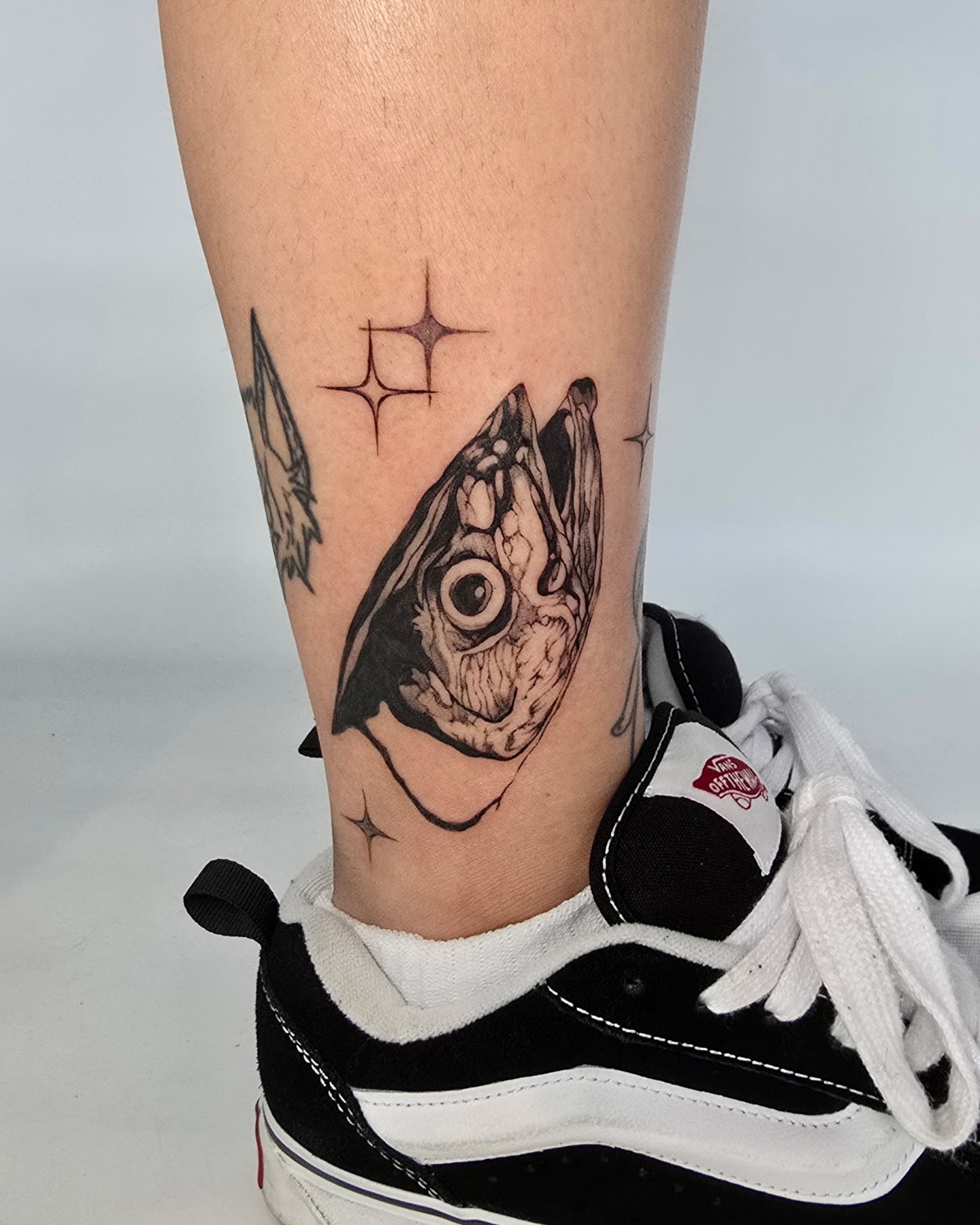 Tattoo by @bhsoceana — black_and_grey, realism