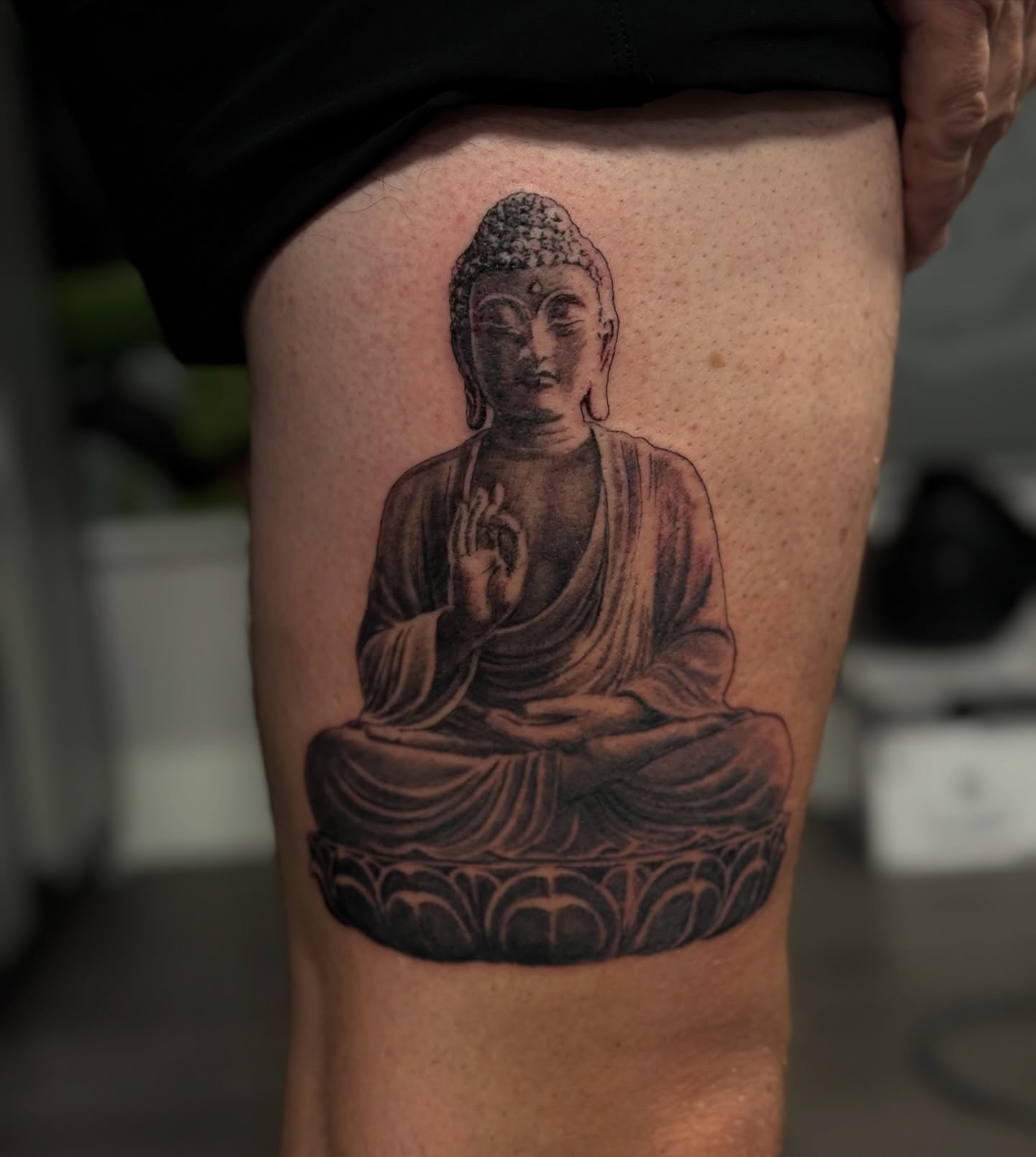 Tattoo by @raultattoo — black_and_grey