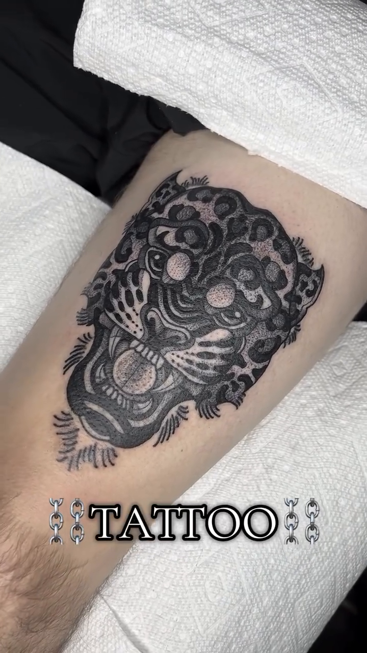 Jaguar head realism tattoo by 𝑴𝑬𝑮𝑨𝑵 𝑪𝑳𝑰𝑭𝑻𝑶𝑵, Cincinnati, Ohio