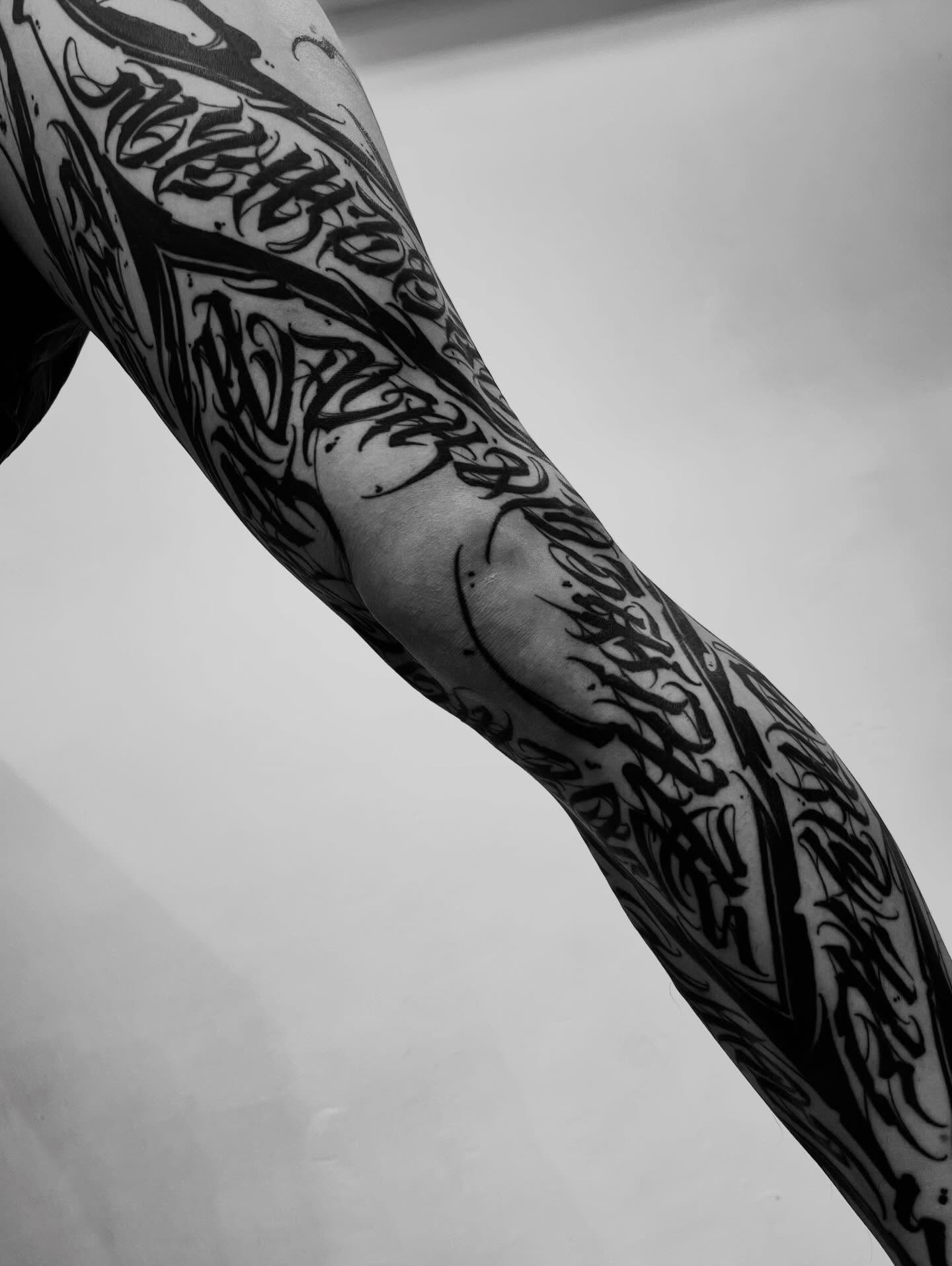 Tattoo by @jimyuip โ lettering_script