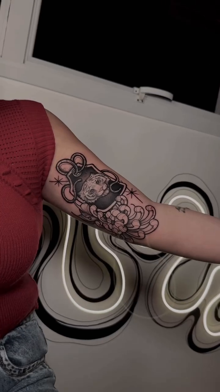Tattoo by @blattattoo — japanese_irezumi, blackwork