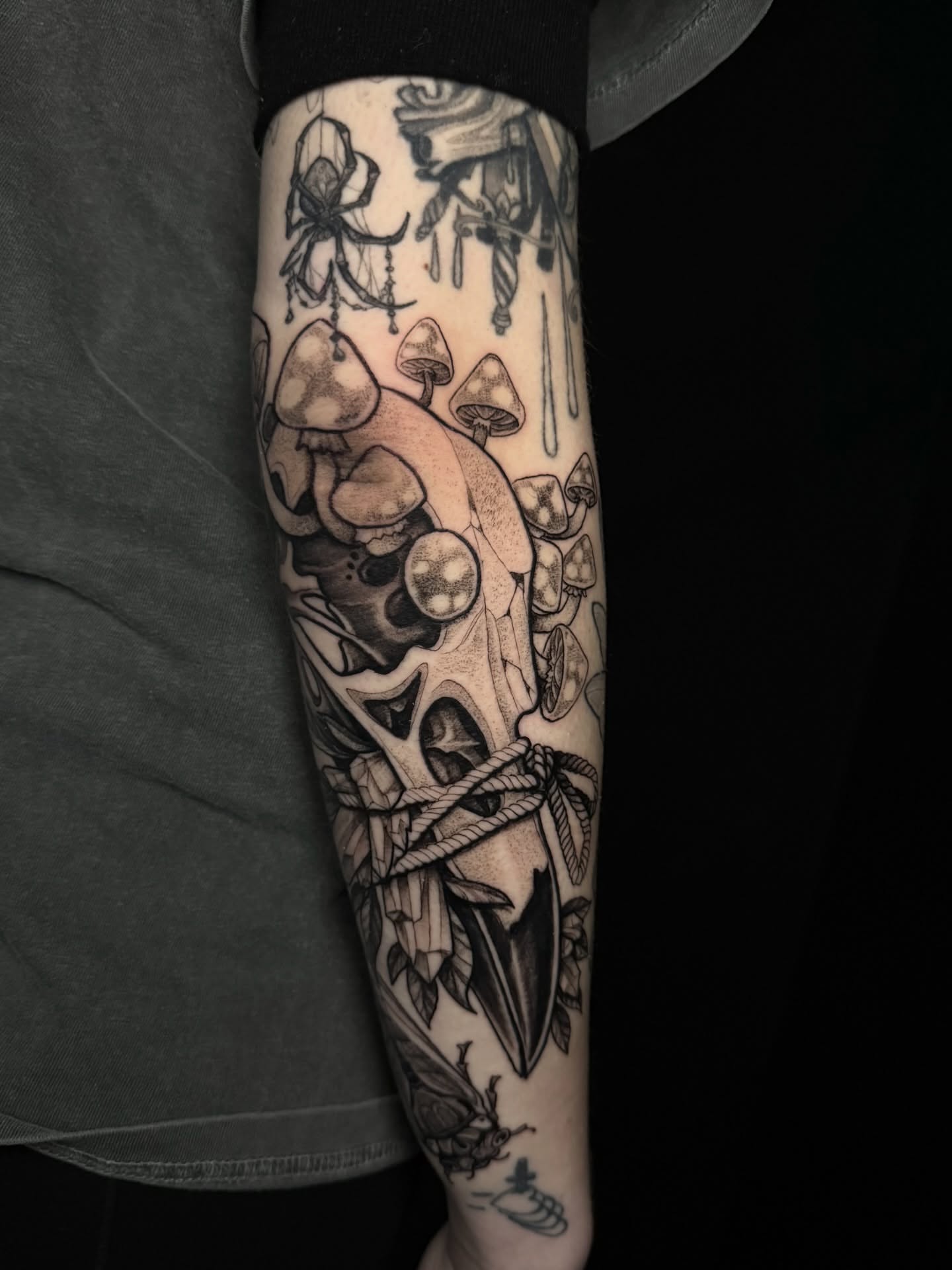 Tattoo by @fragiledagger — black_and_grey