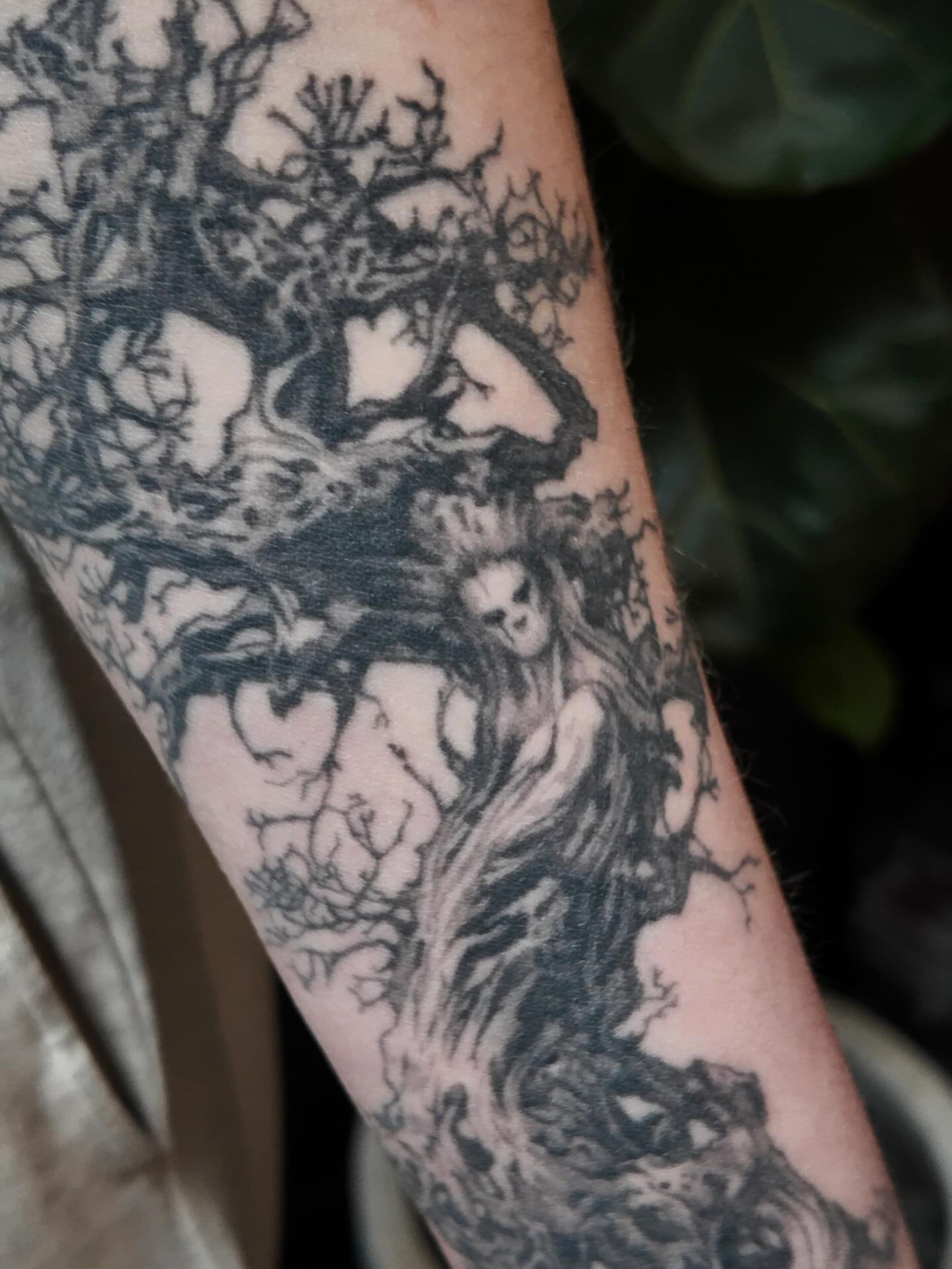 Tree and woman realism tattoo on the forearm by Ben Cisek