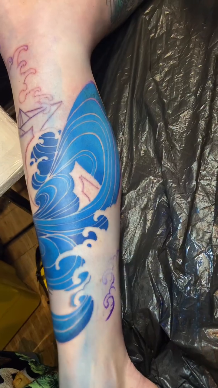 Tattoo by @maudemiel โ japanese_irezumi