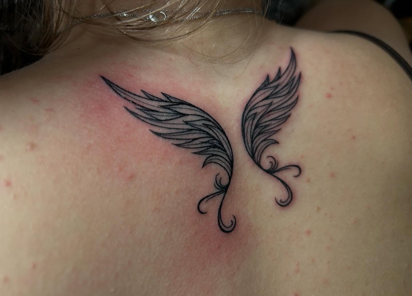 Tattoo by @chaotic__fern β fine_line, ornamental