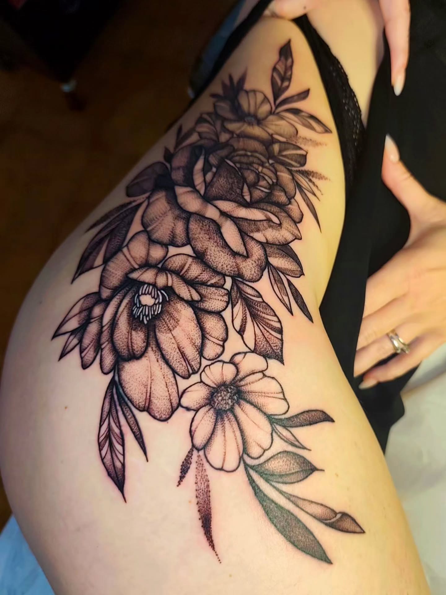 Tattoo by @martinatattoolanzarote β dotwork, black_and_grey