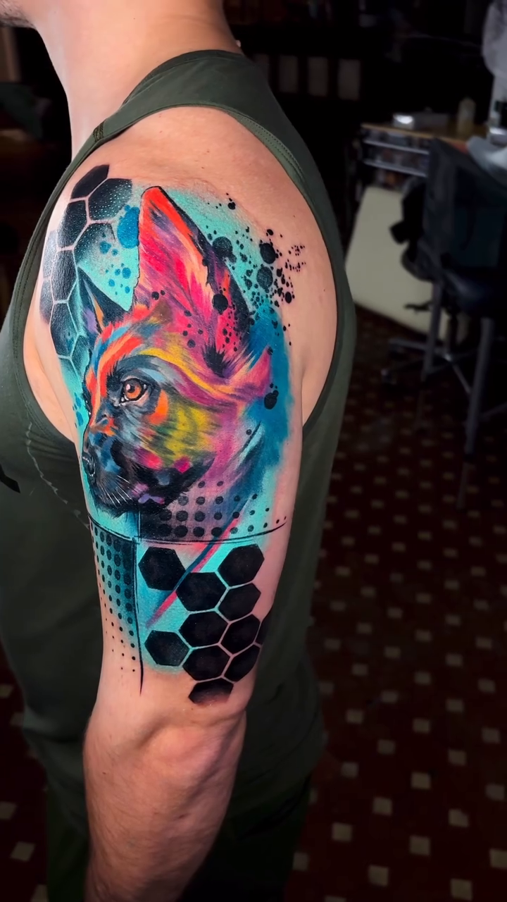 Tattoo by @sethholmestattoos — trash_polka, geometric