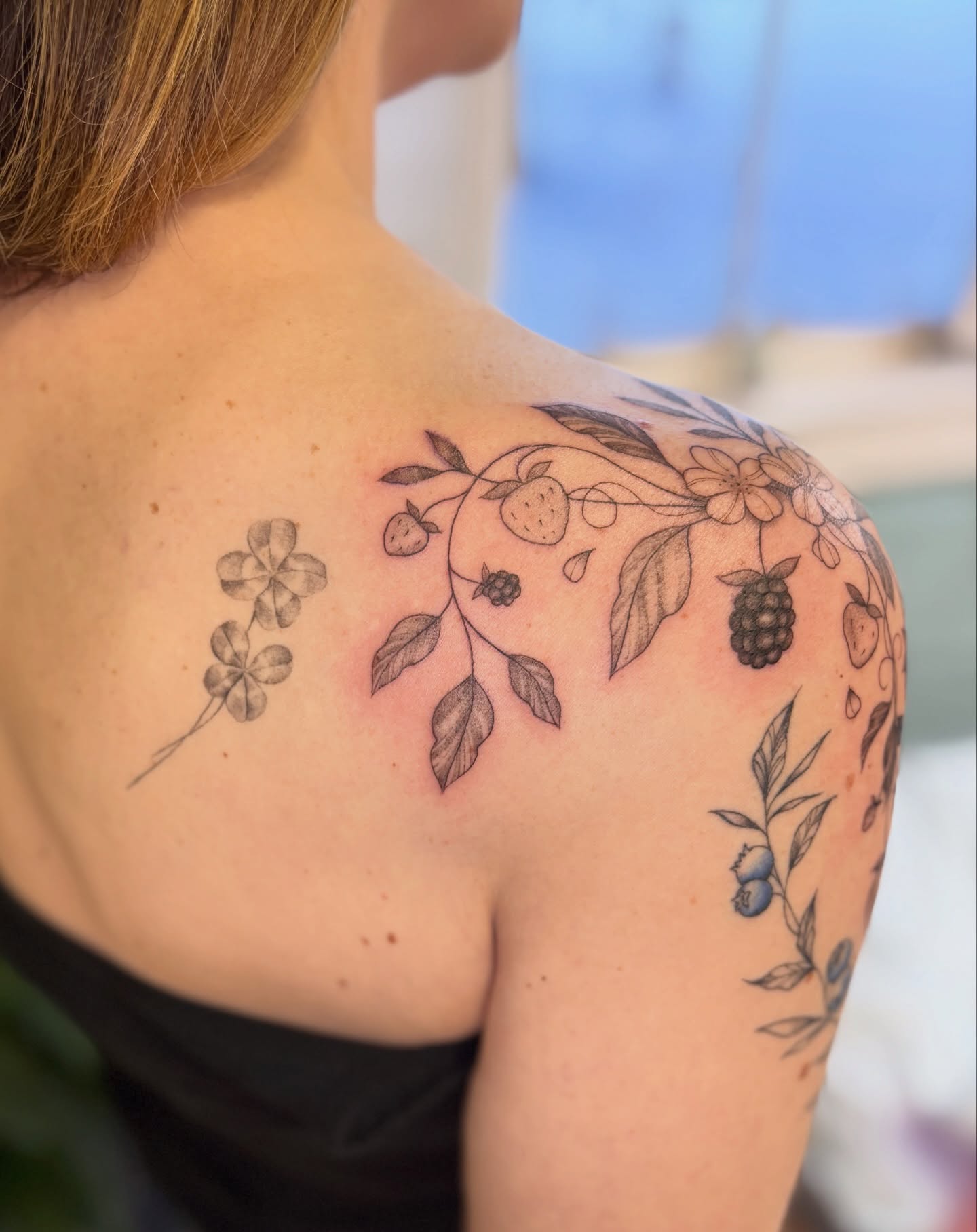 Tattoo by @amp.tattoos — black_and_grey