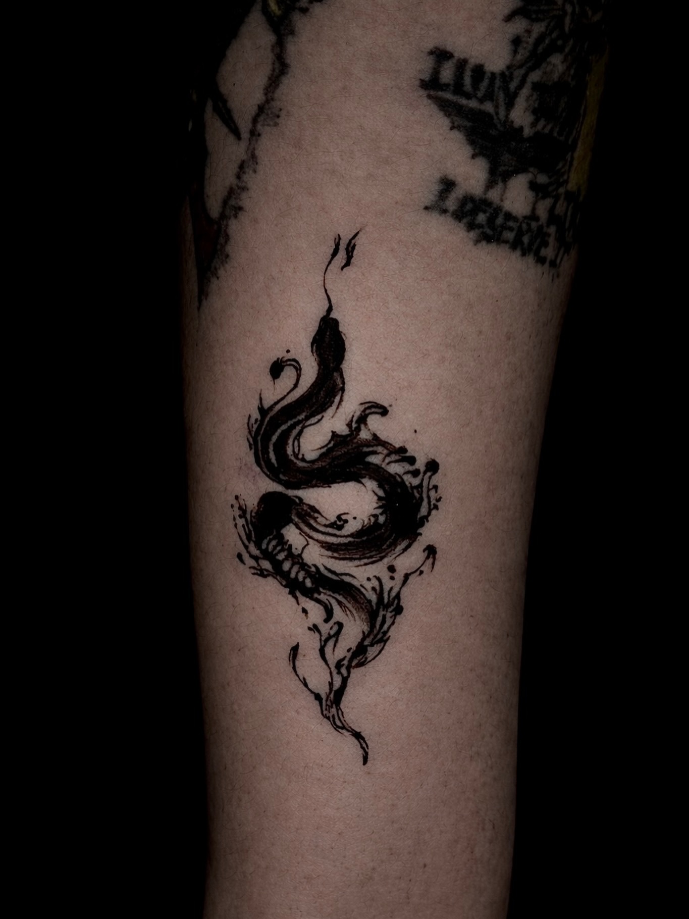 Tattoo by @id_tt_ — black_and_grey