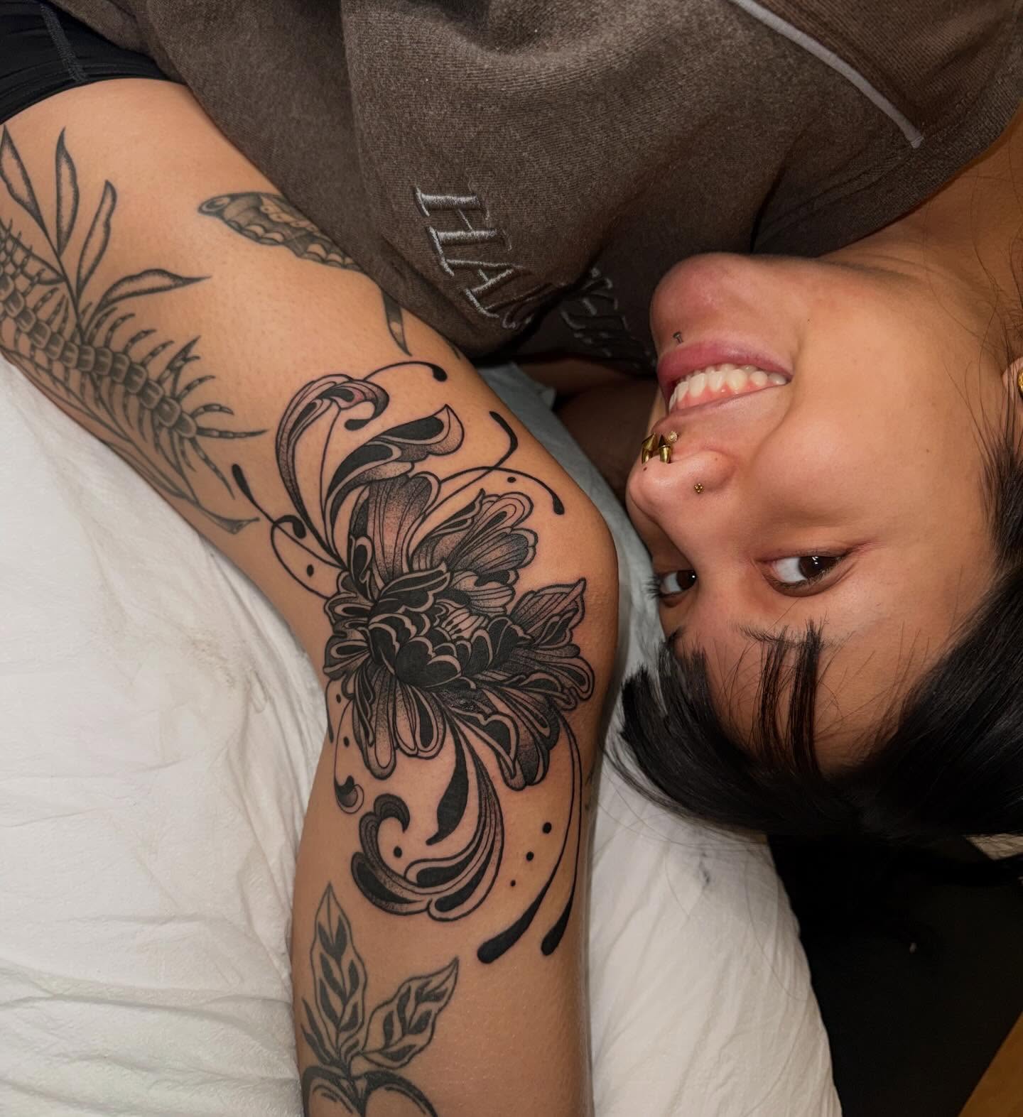 Flower black and grey tattoo on the forearm by Laurito