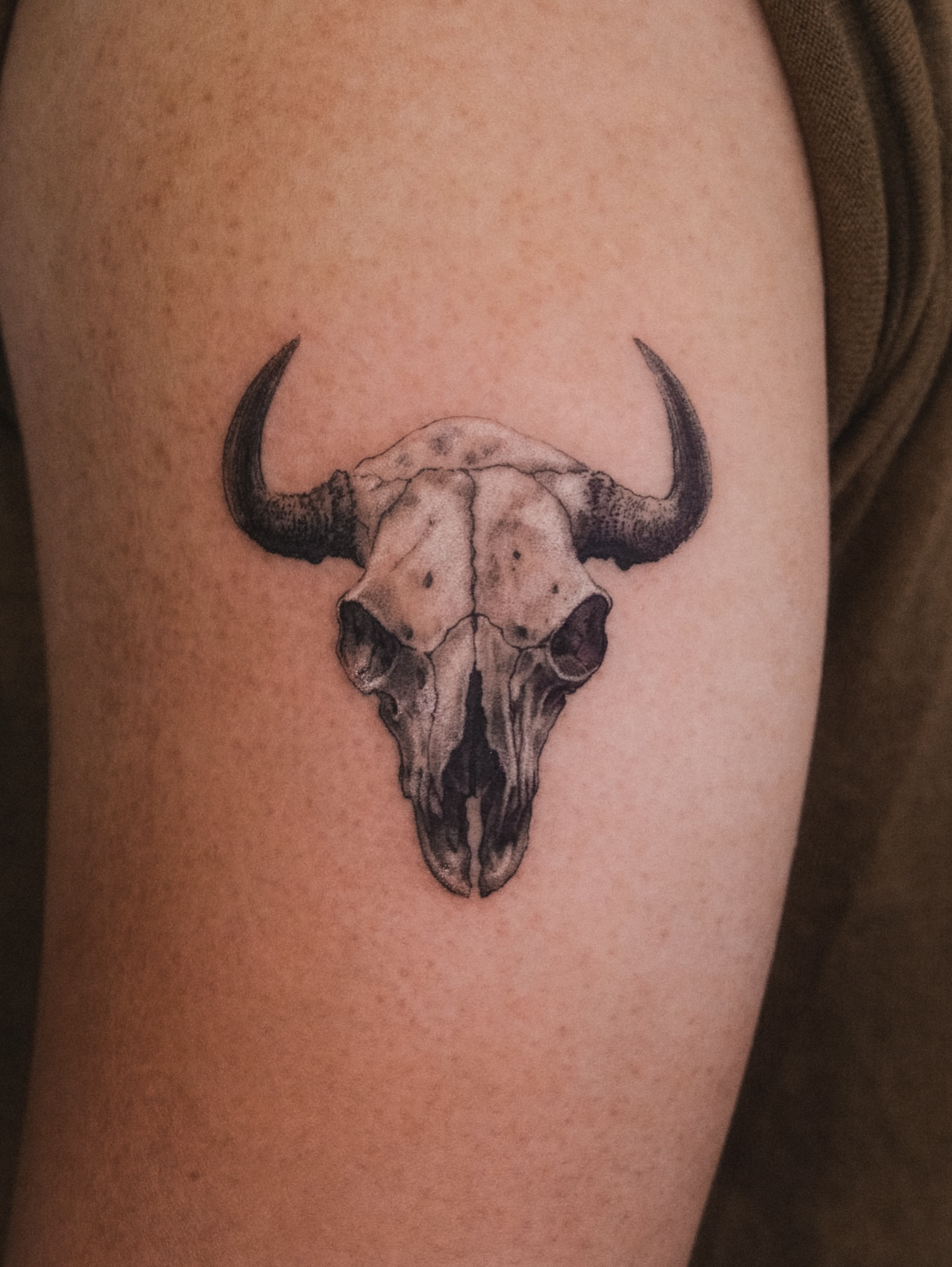 Tattoo by @ray_thefox — realism