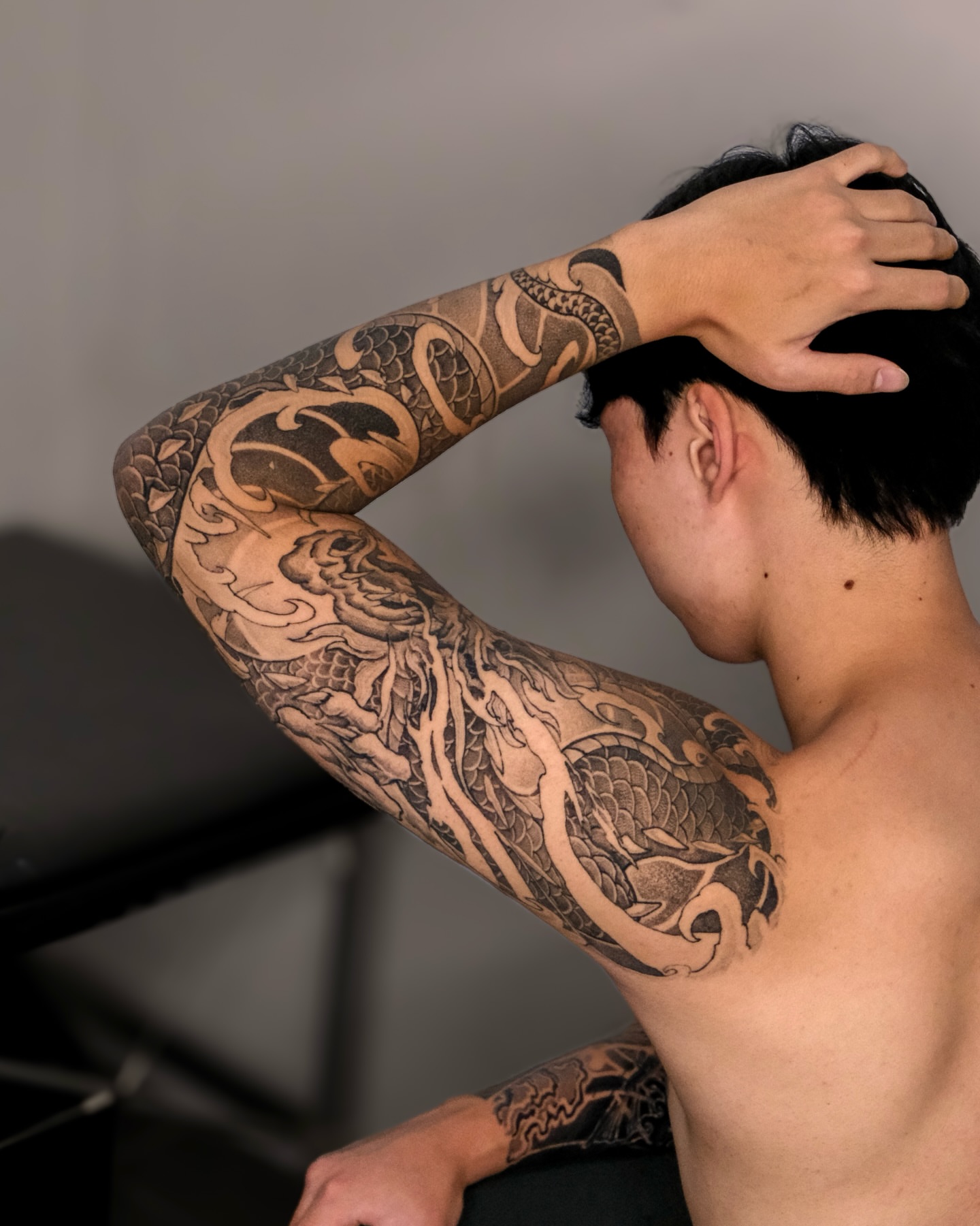 Dragon japanese irezumi tattoo on the upper arm by Kubo