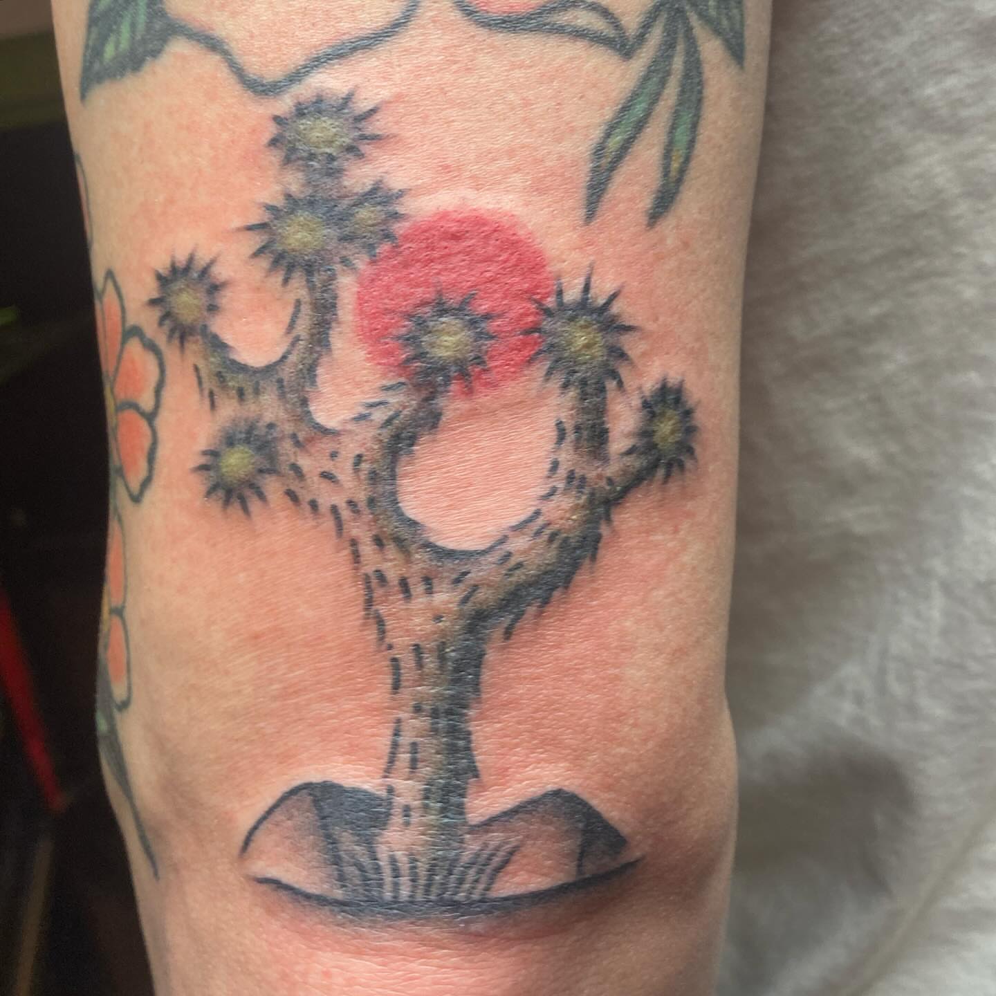 Tattoo by @queendaddytattoos — american_traditional