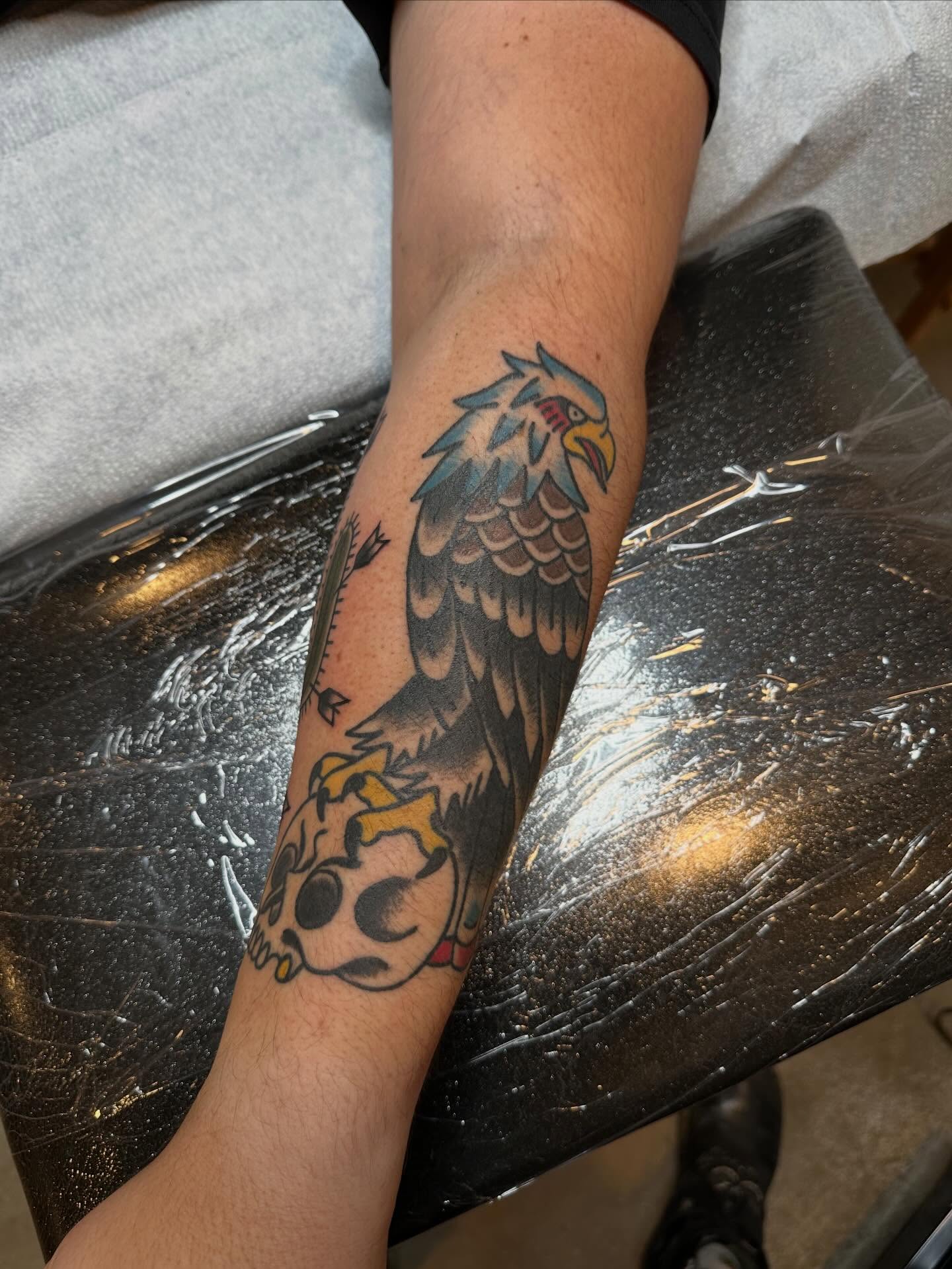 Tattoo by @whitneycreeptattoos โ american_traditional, dotwork