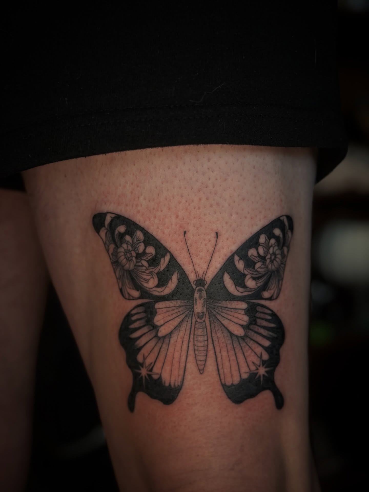 Tattoo by @lou.etherealtattoo — black_and_grey