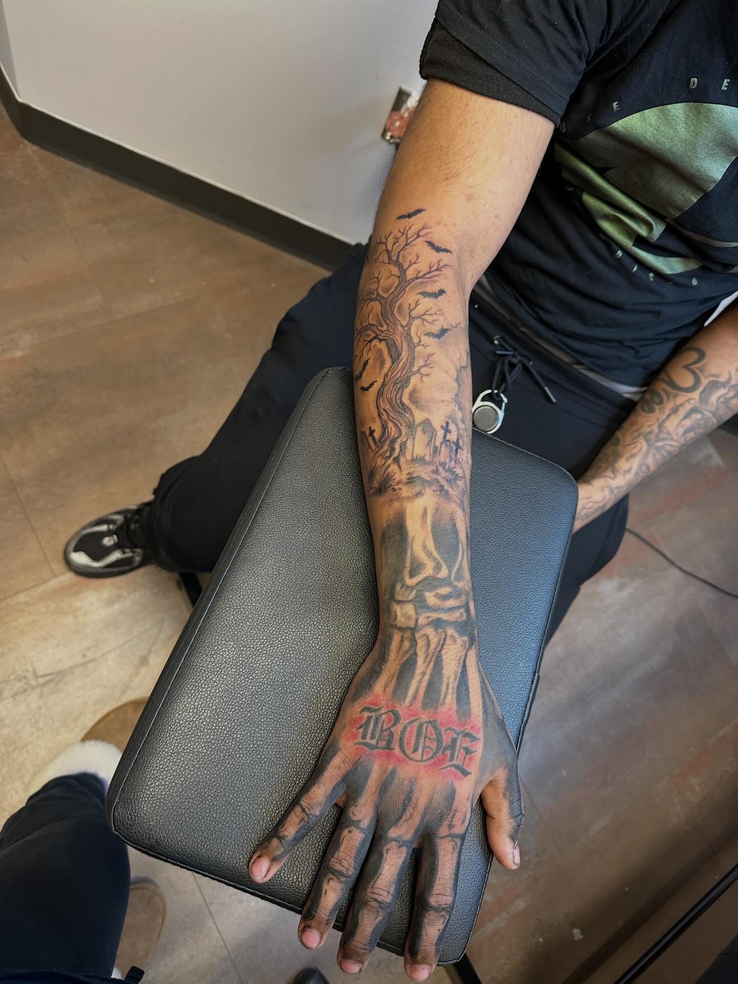 Tattoo by @florex._ink — black_and_grey