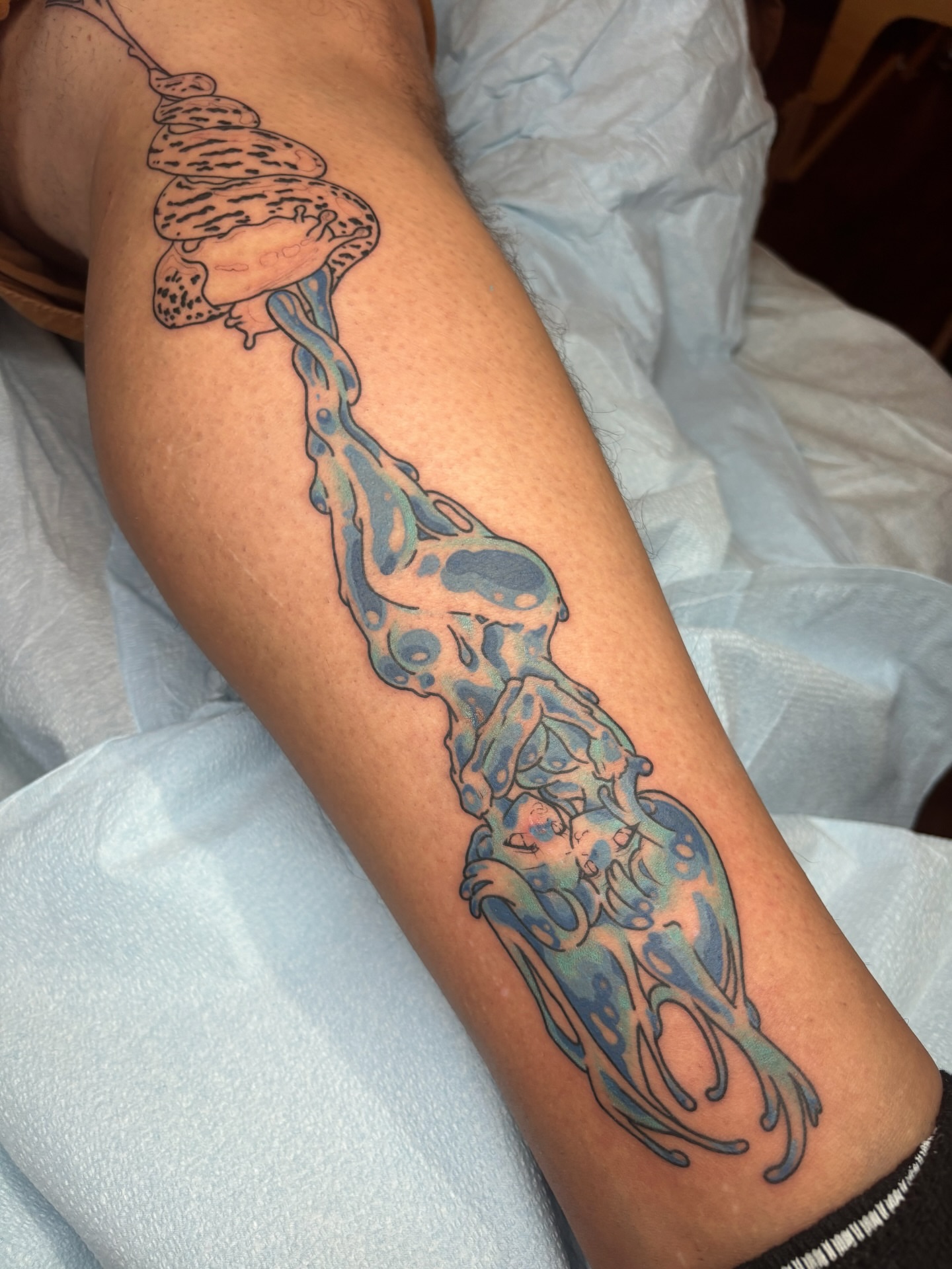 Tattoo by @toriwartooth — new_school, dotwork
