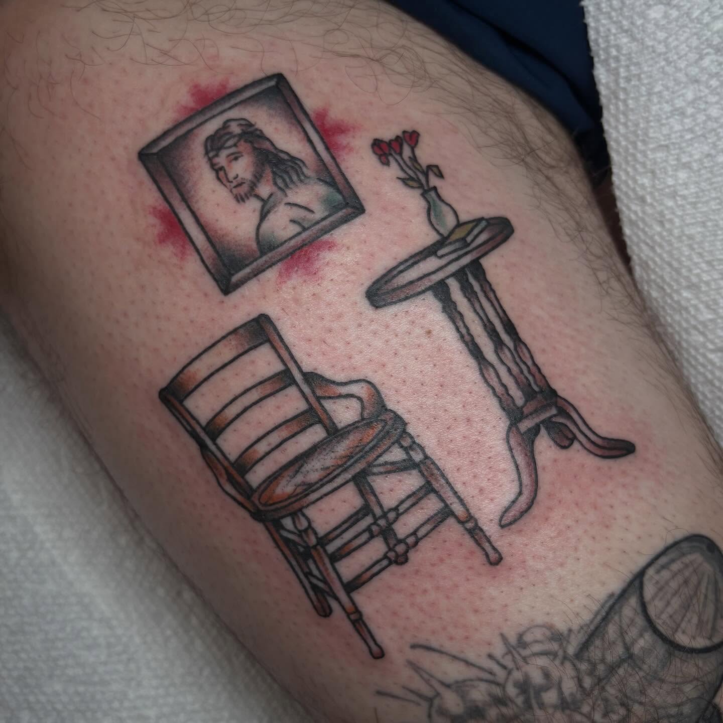 Religious figure with flowers realism tattoo on the thigh by ππππππππ