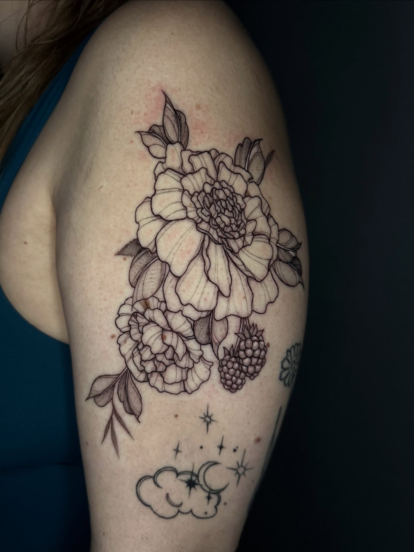 Tattoo by @gill_tattoos — black_and_grey