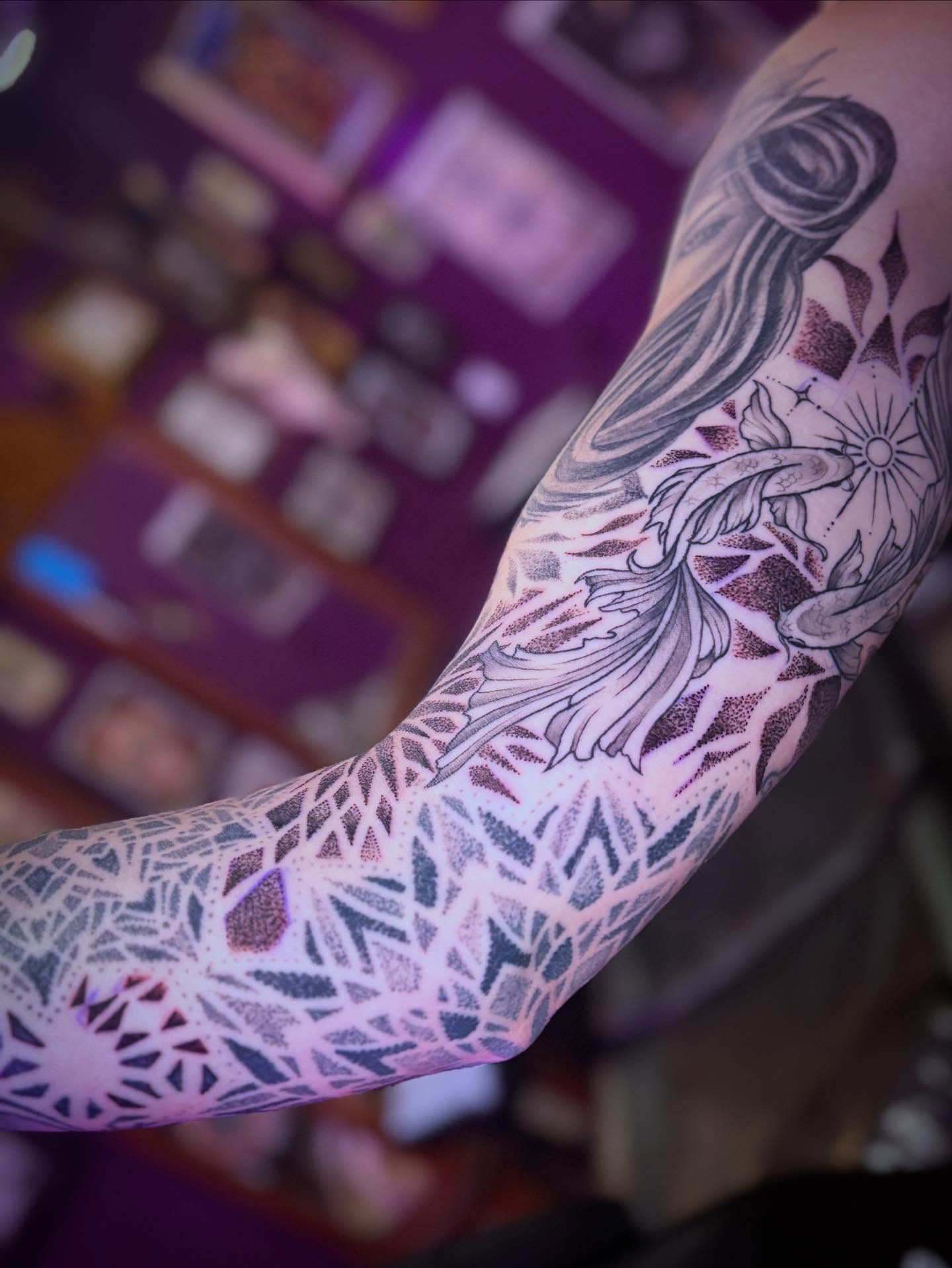 Tattoo by @neekostentaculz — geometric