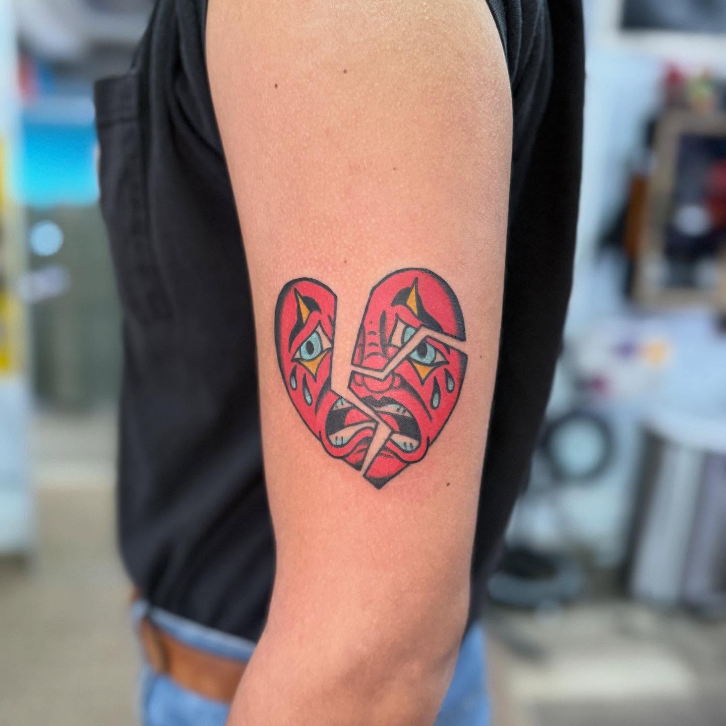 Broken heart American traditional tattoo on the forearm by Rigo Vargas