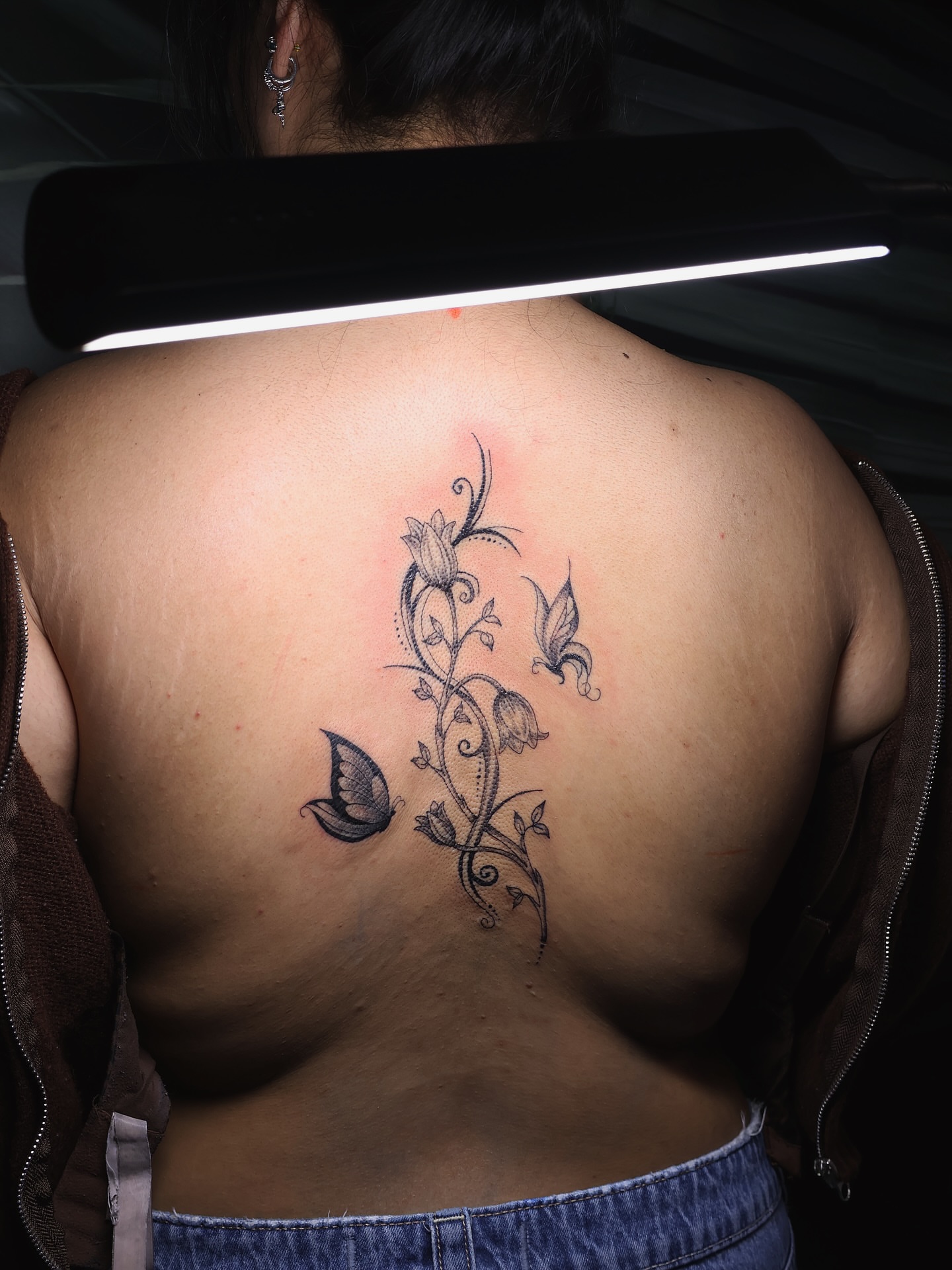 Tattoo by @divinebeautybarbyaly — black_and_grey