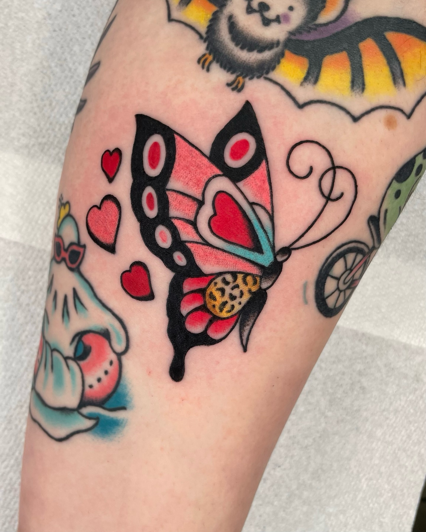 Tattoo by @anabellmorotattoos โ american_traditional