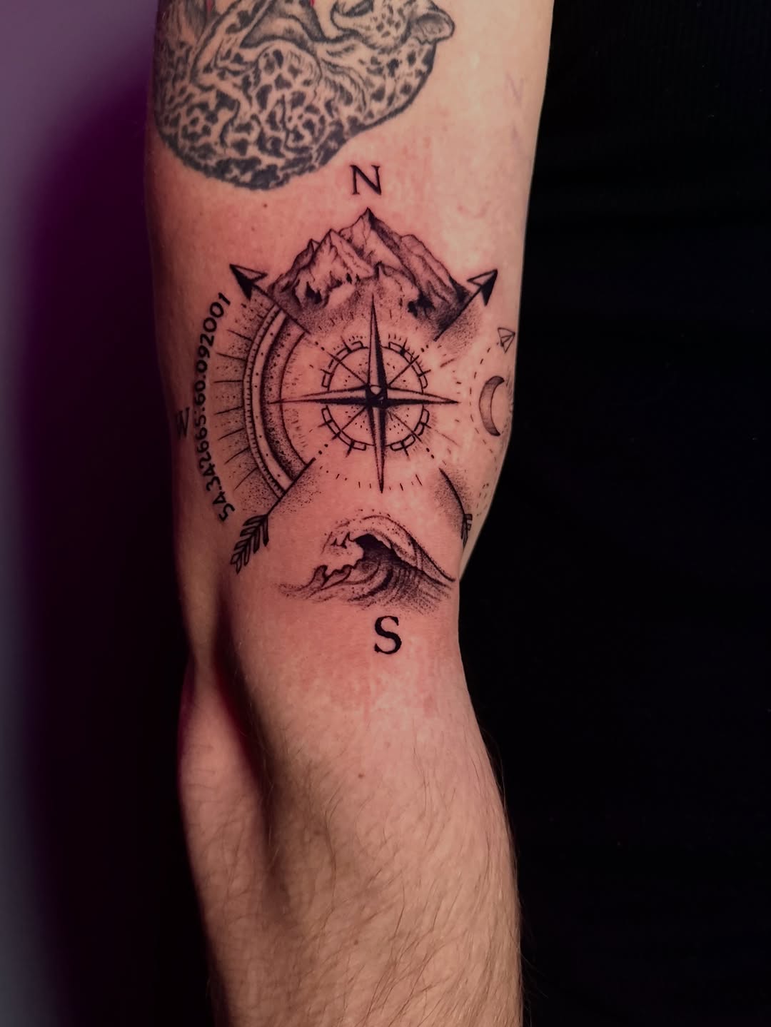 Tattoo by @mklvayne.tattoos — black_and_grey, realism