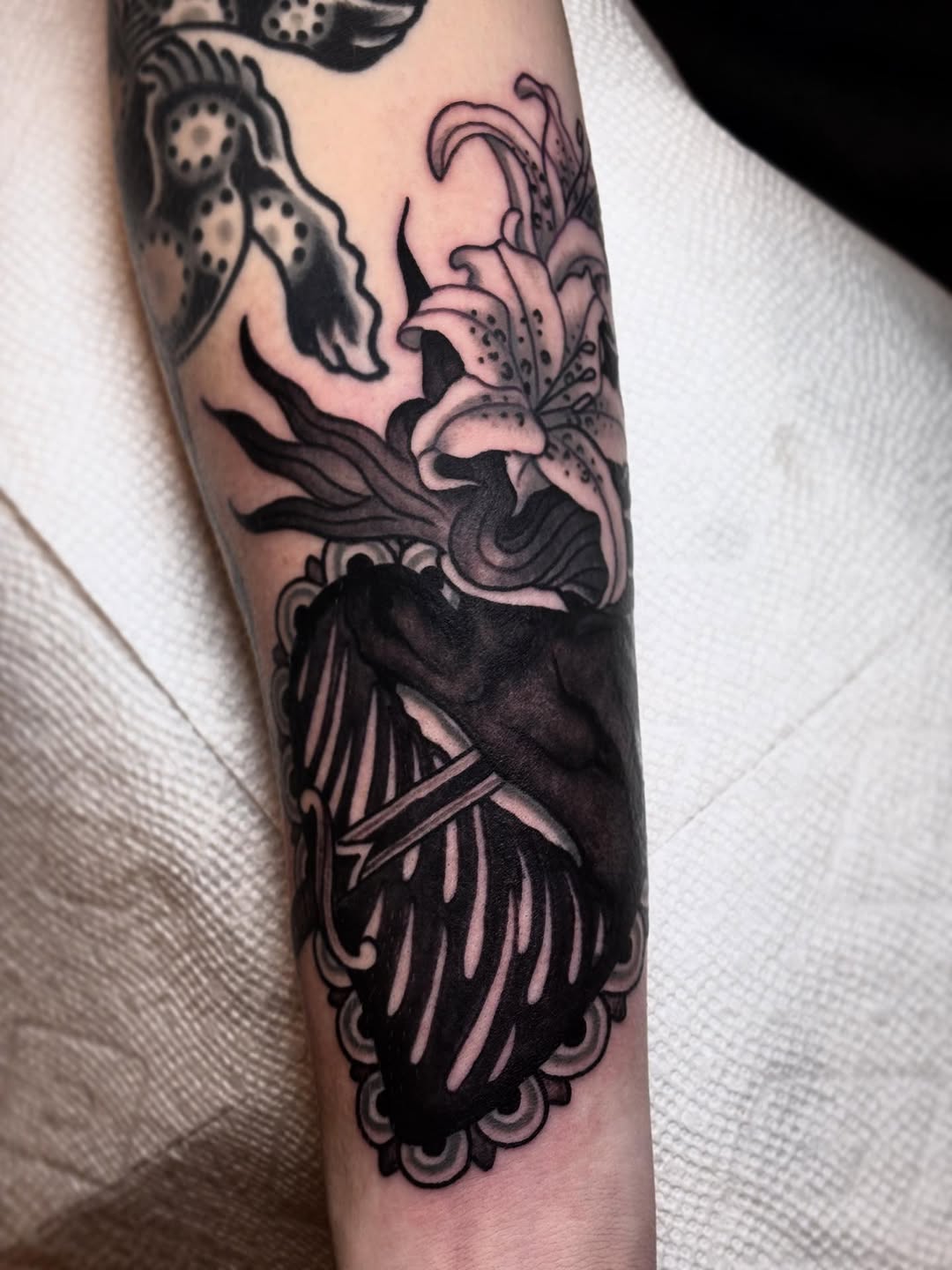Tattoo by @eric.altonen โ black_and_grey, realism