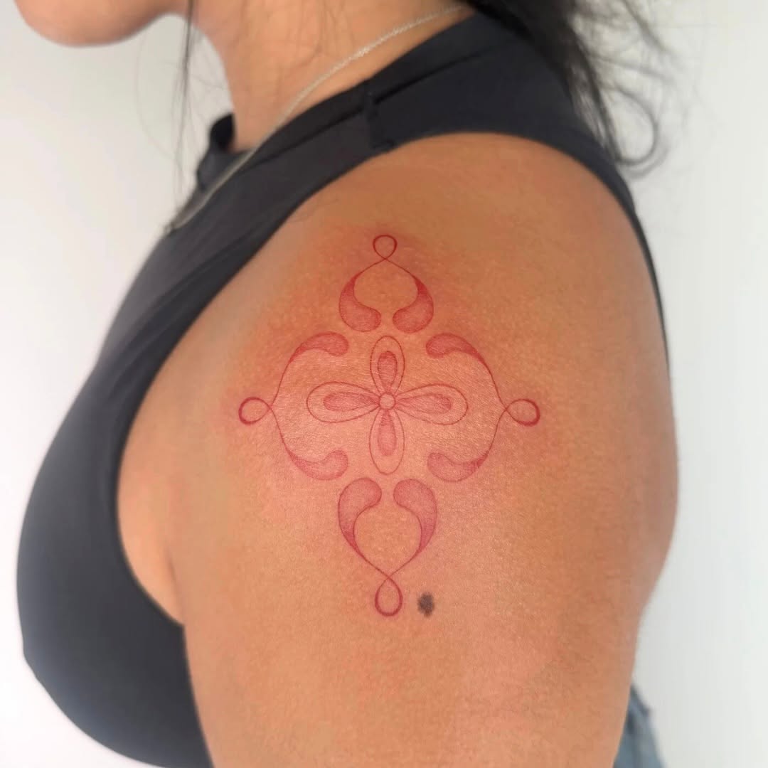 Tattoo by @leahramosink — ornamental, fine_line