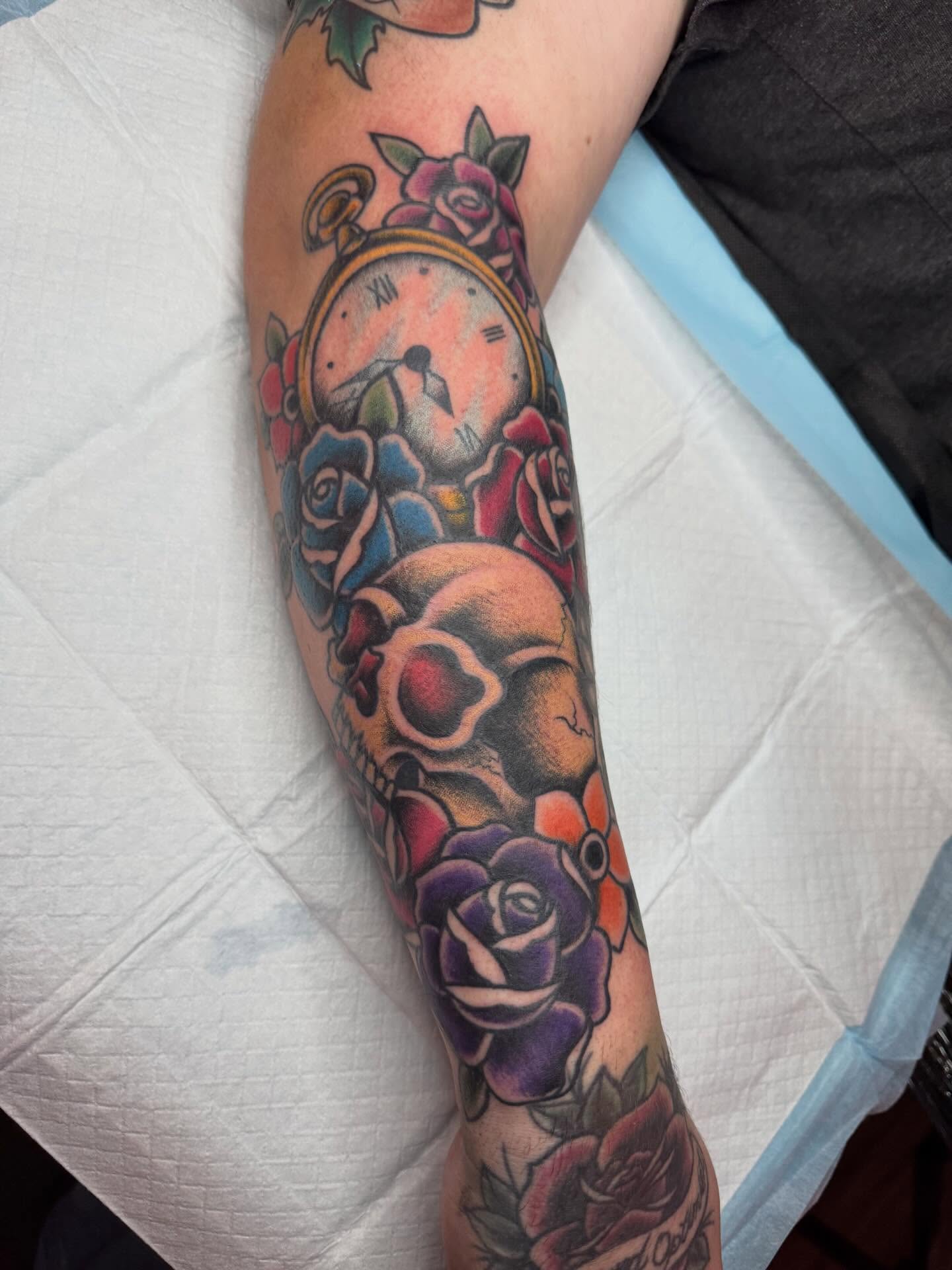 Tattoo by @jgunstattoo — american_traditional