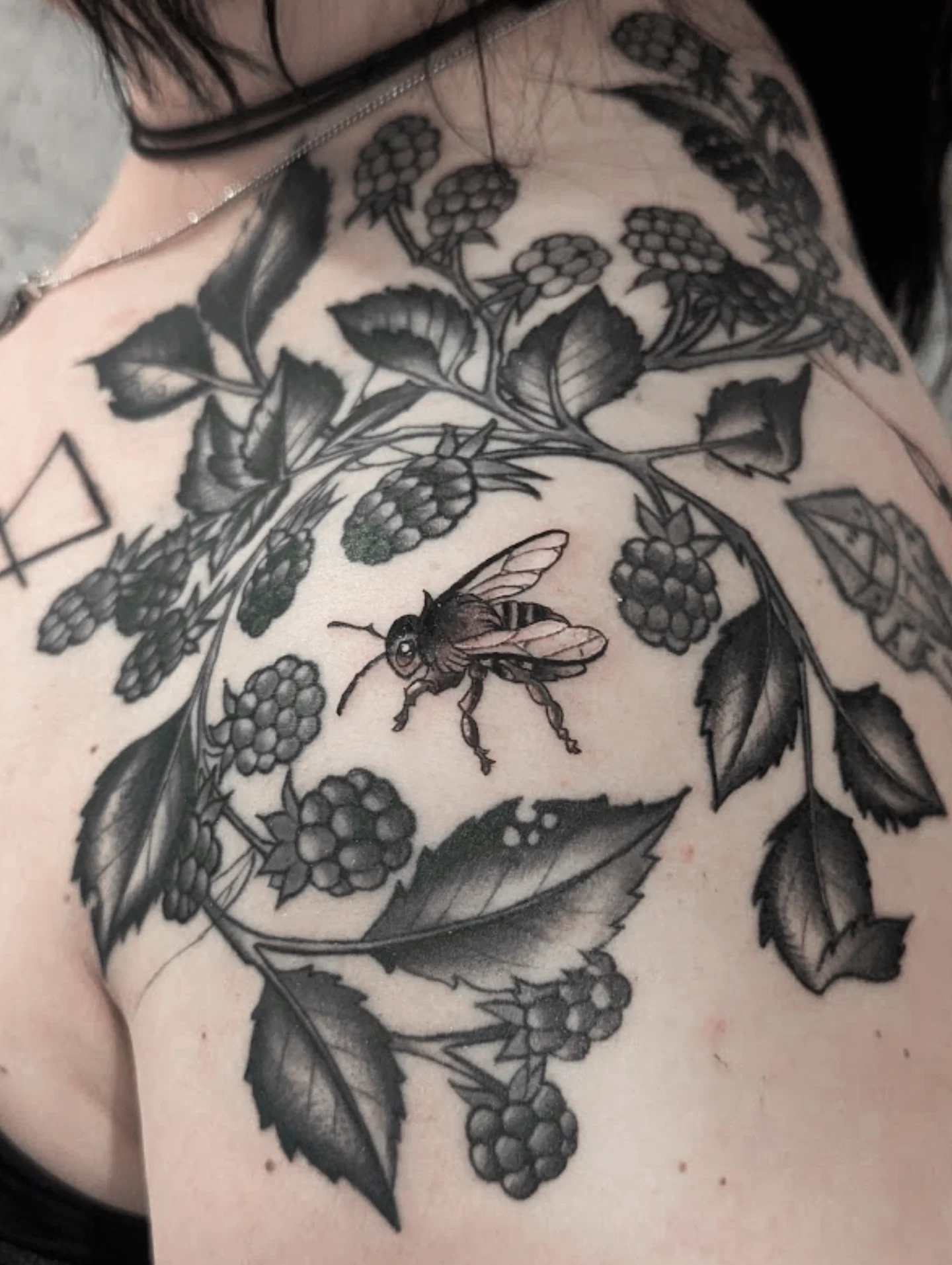 Tattoo by @evey.lp — black_and_grey, realism