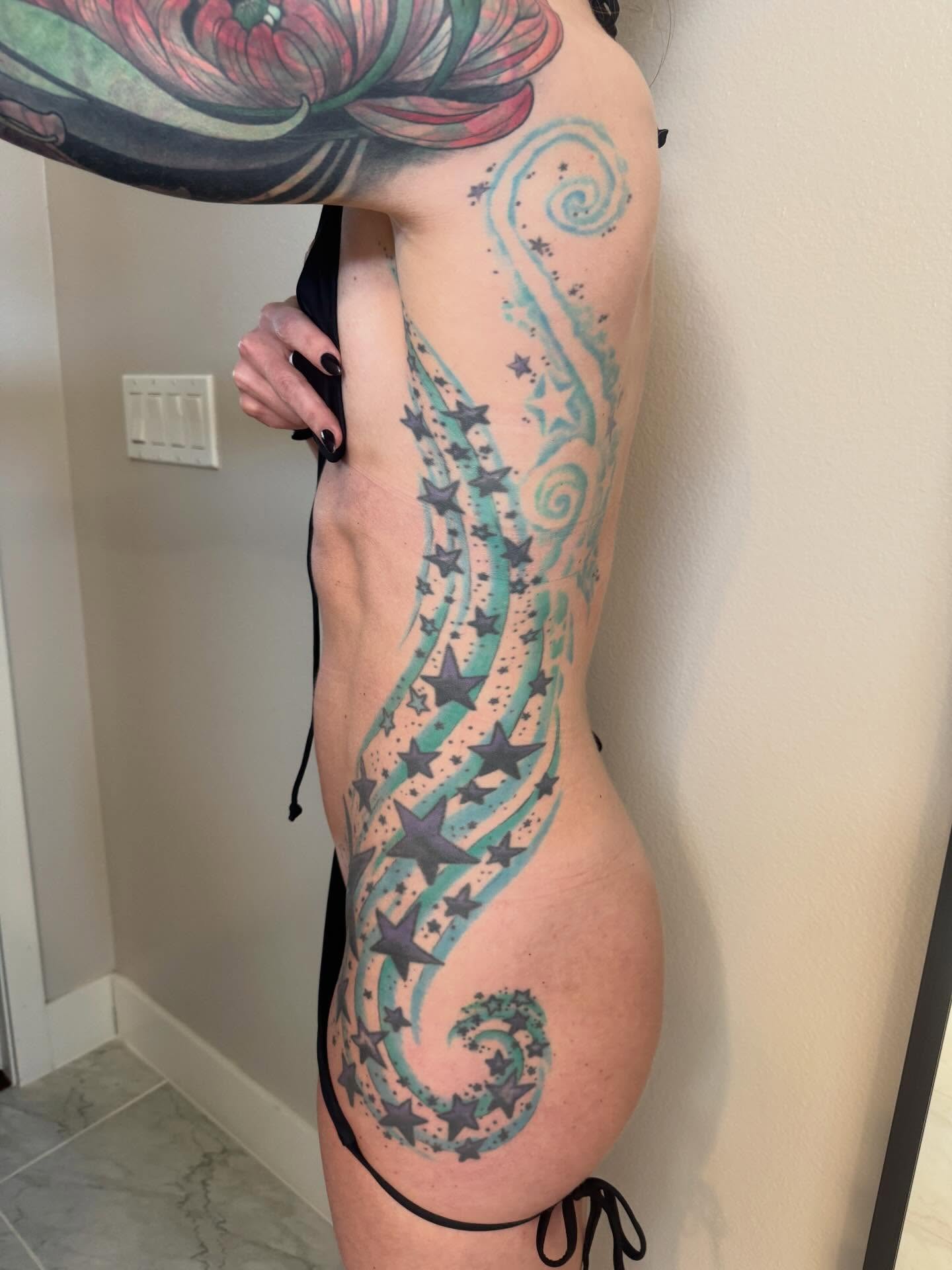 Tattoo by @nikienouveau β dotwork, new_school