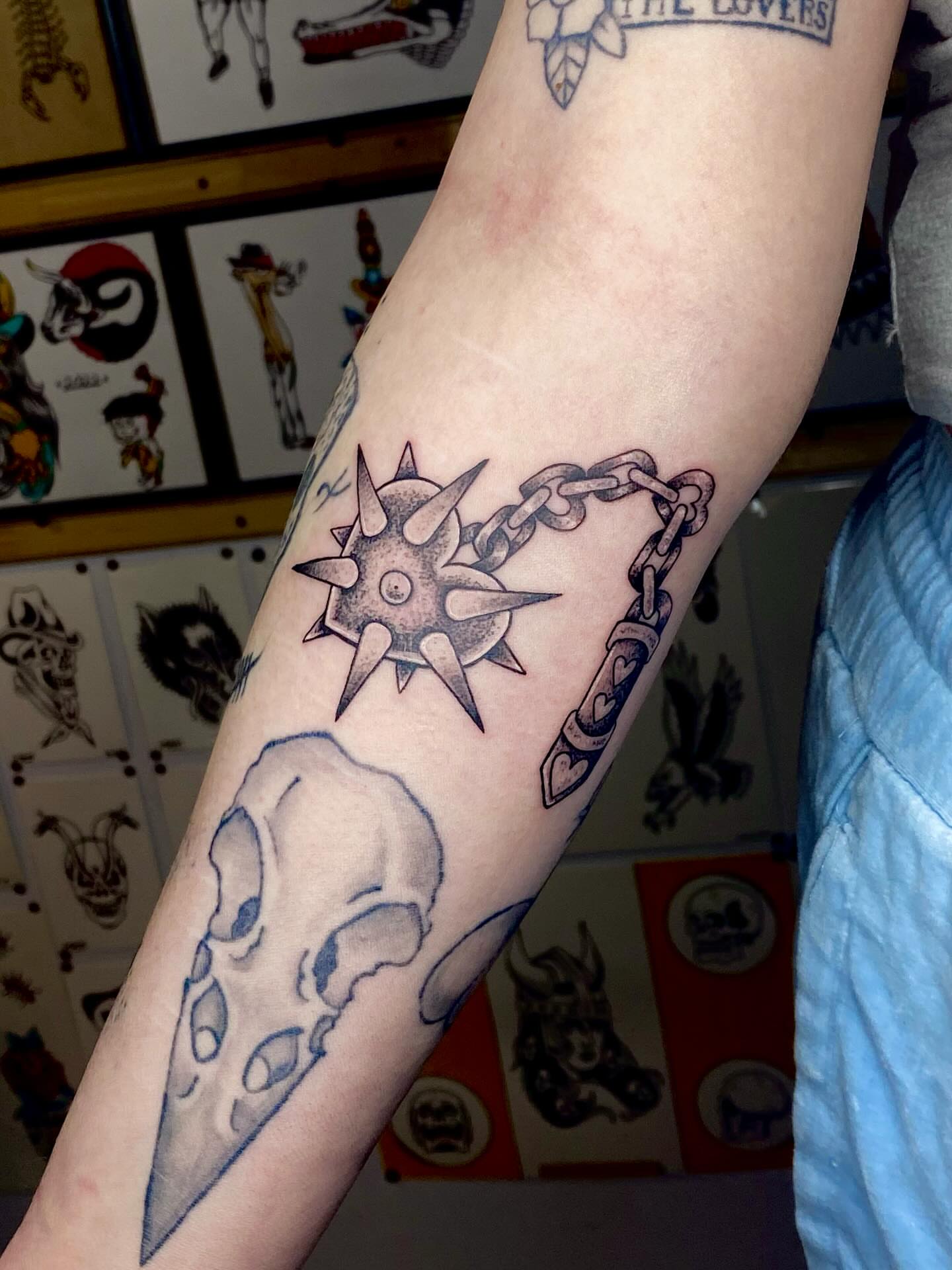 Tattoo by @bloodmilkandhoney — black_and_grey