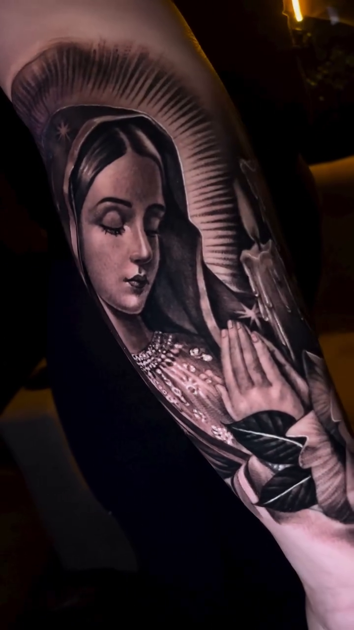 Tattoo by @jorgerosales_tattoos — realism, black_and_grey