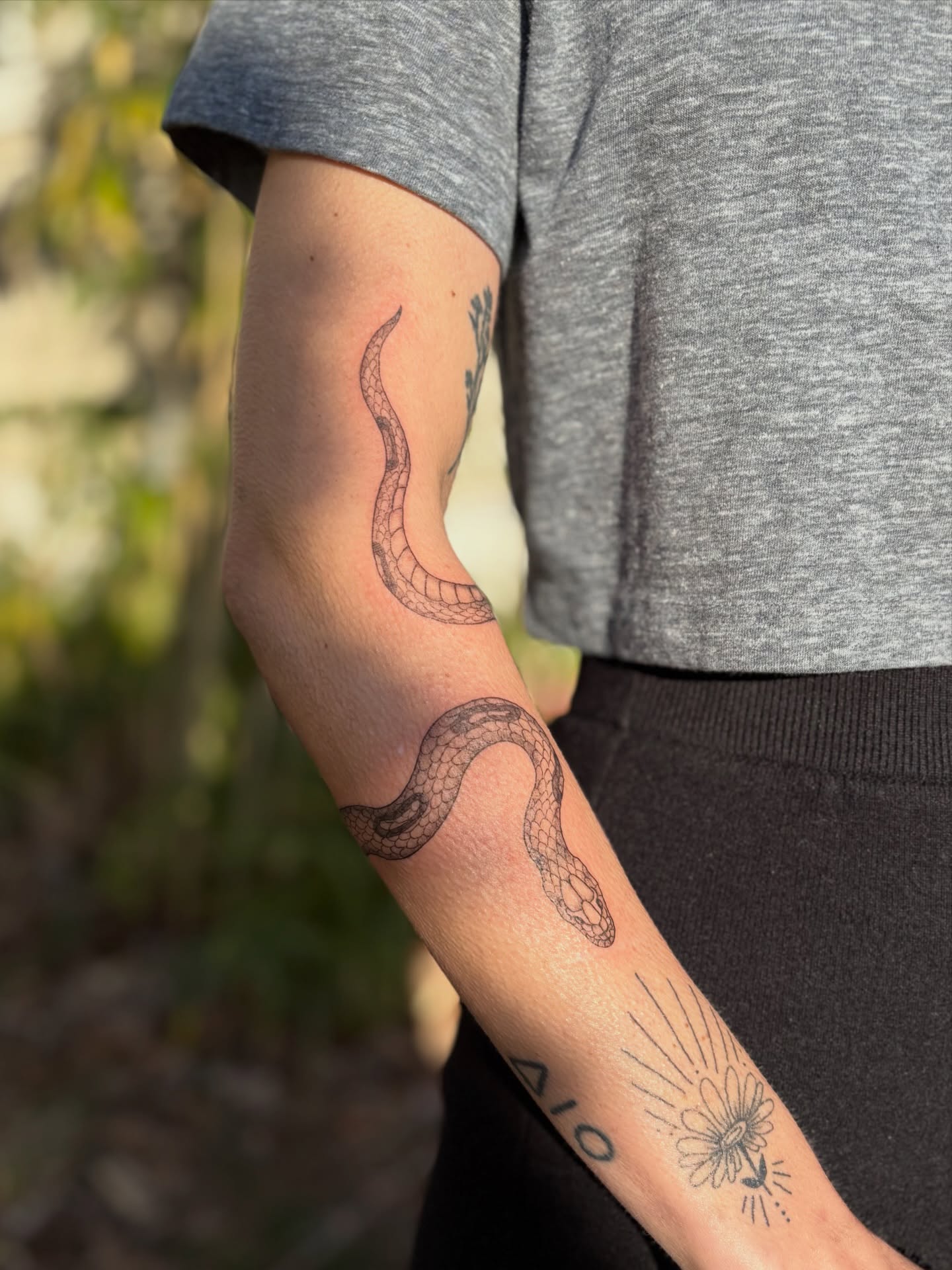 Tattoo by @damoretattoos — black_and_grey