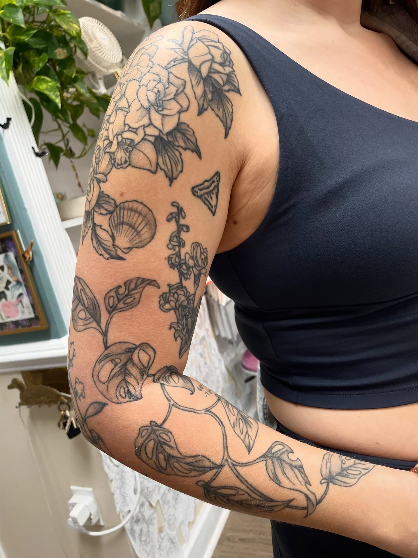 Tattoo by @lyndzee_ — black_and_grey